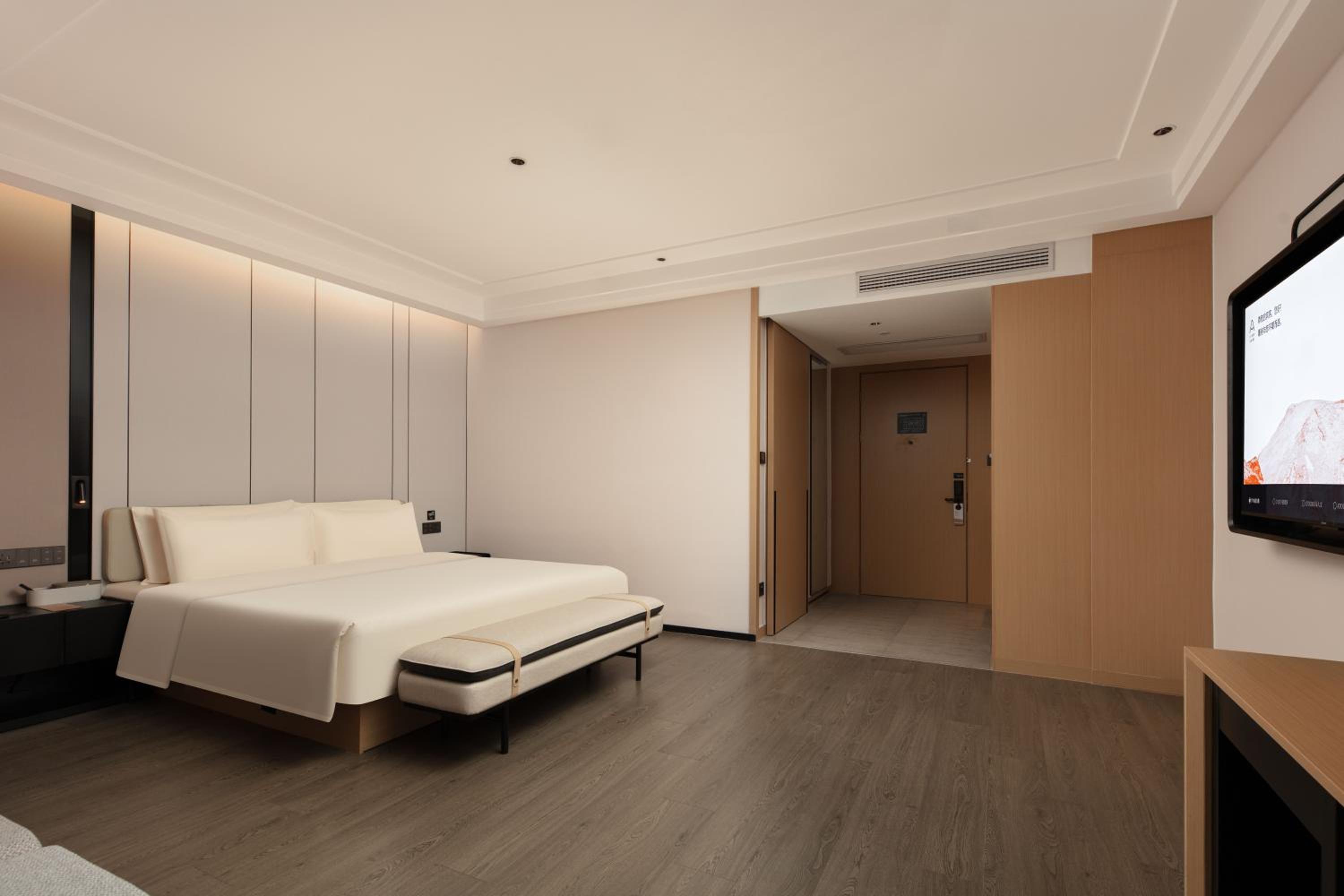 Large Double Room