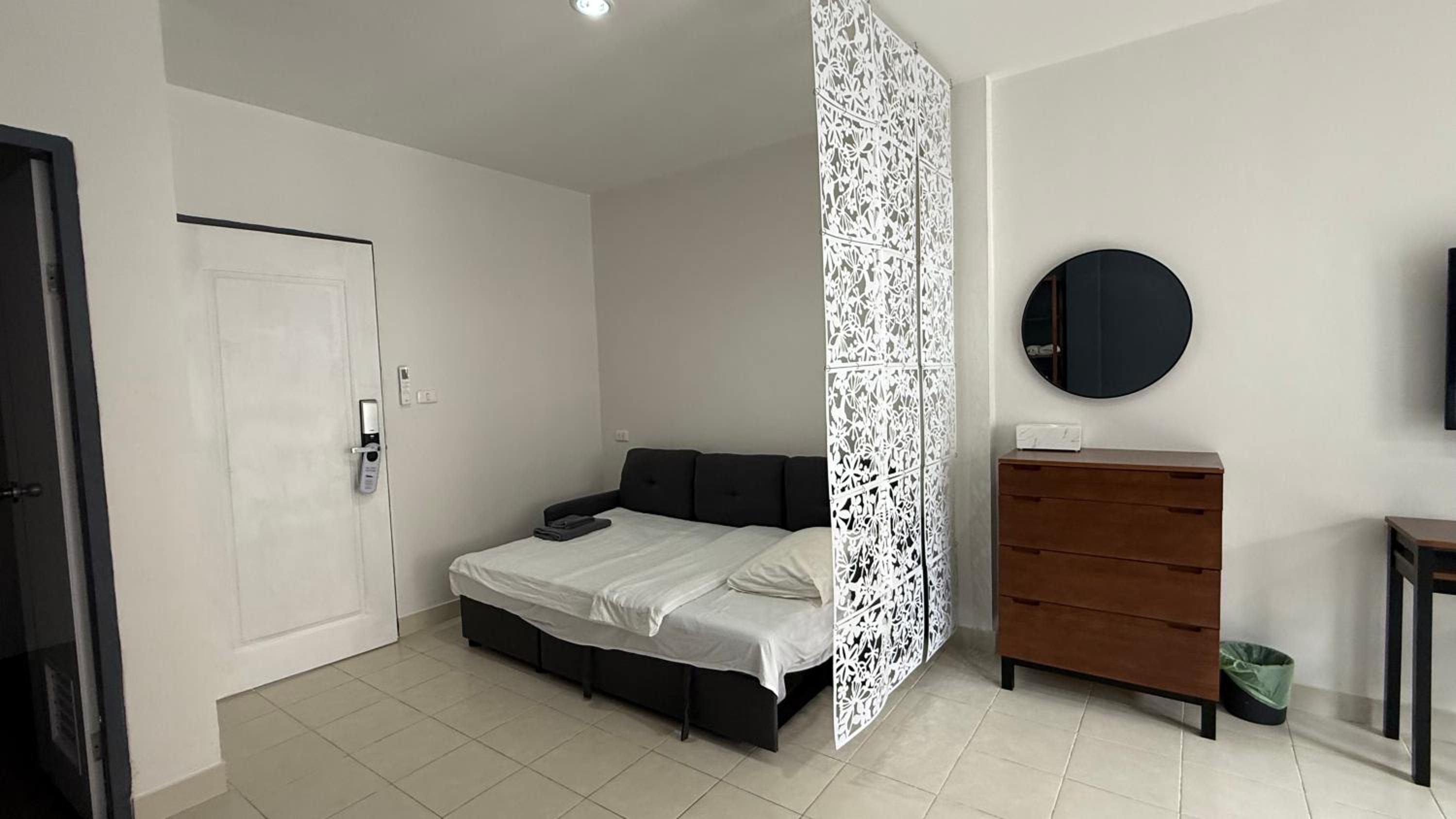 Double Room with Balcony (2 Adults + 1 Child) photo 2