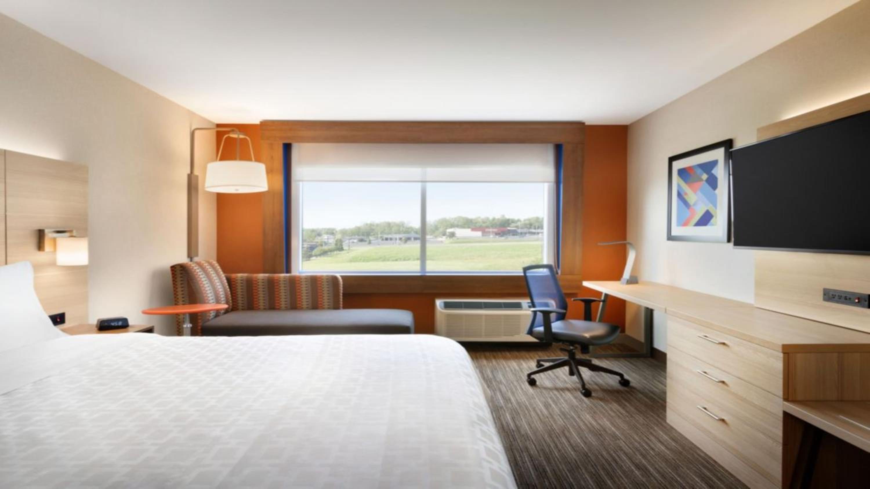 Standard King Room - Photo 2