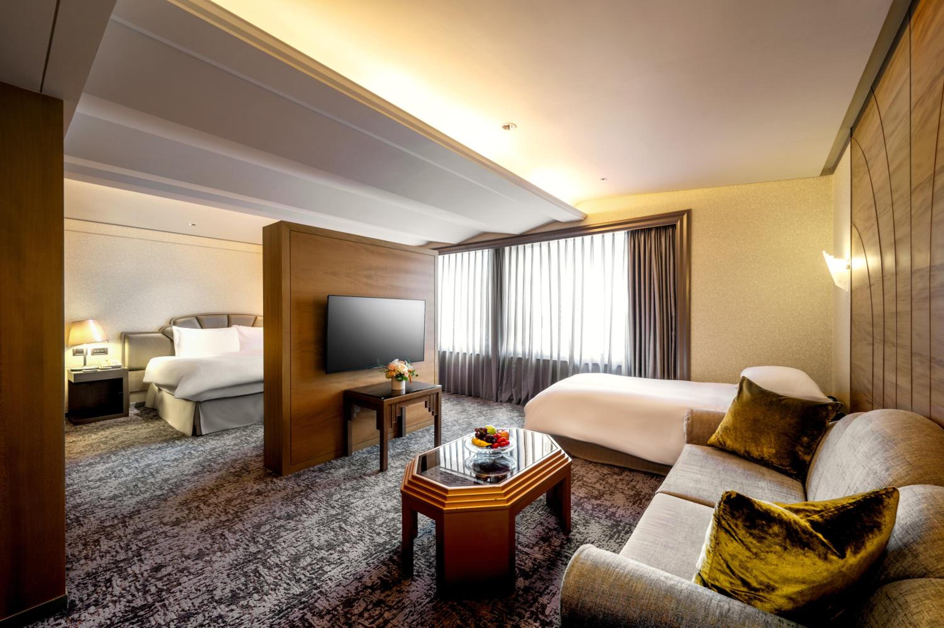 Deluxe Quadruple Room