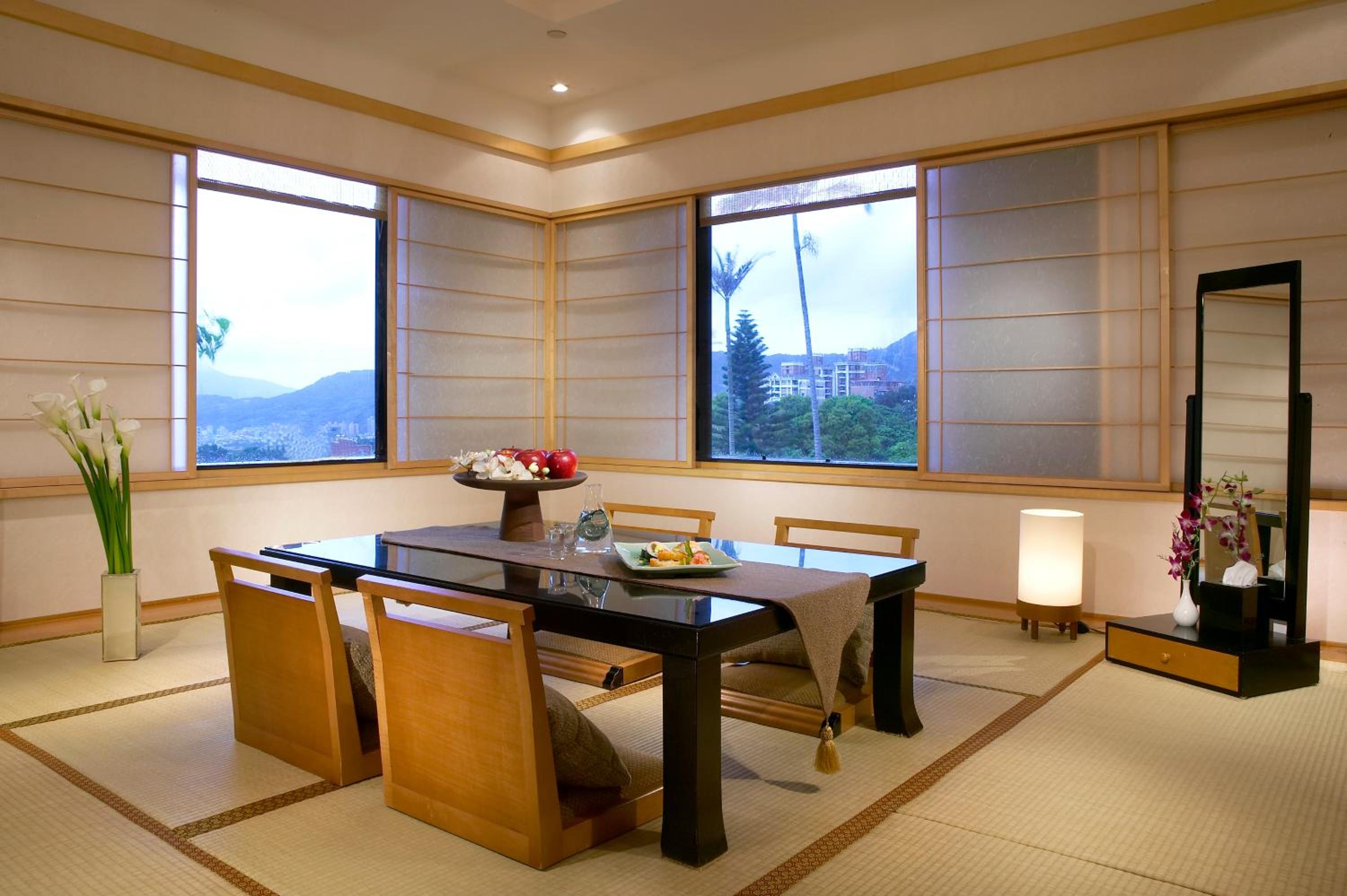 Japanese-Style Quadruple Room