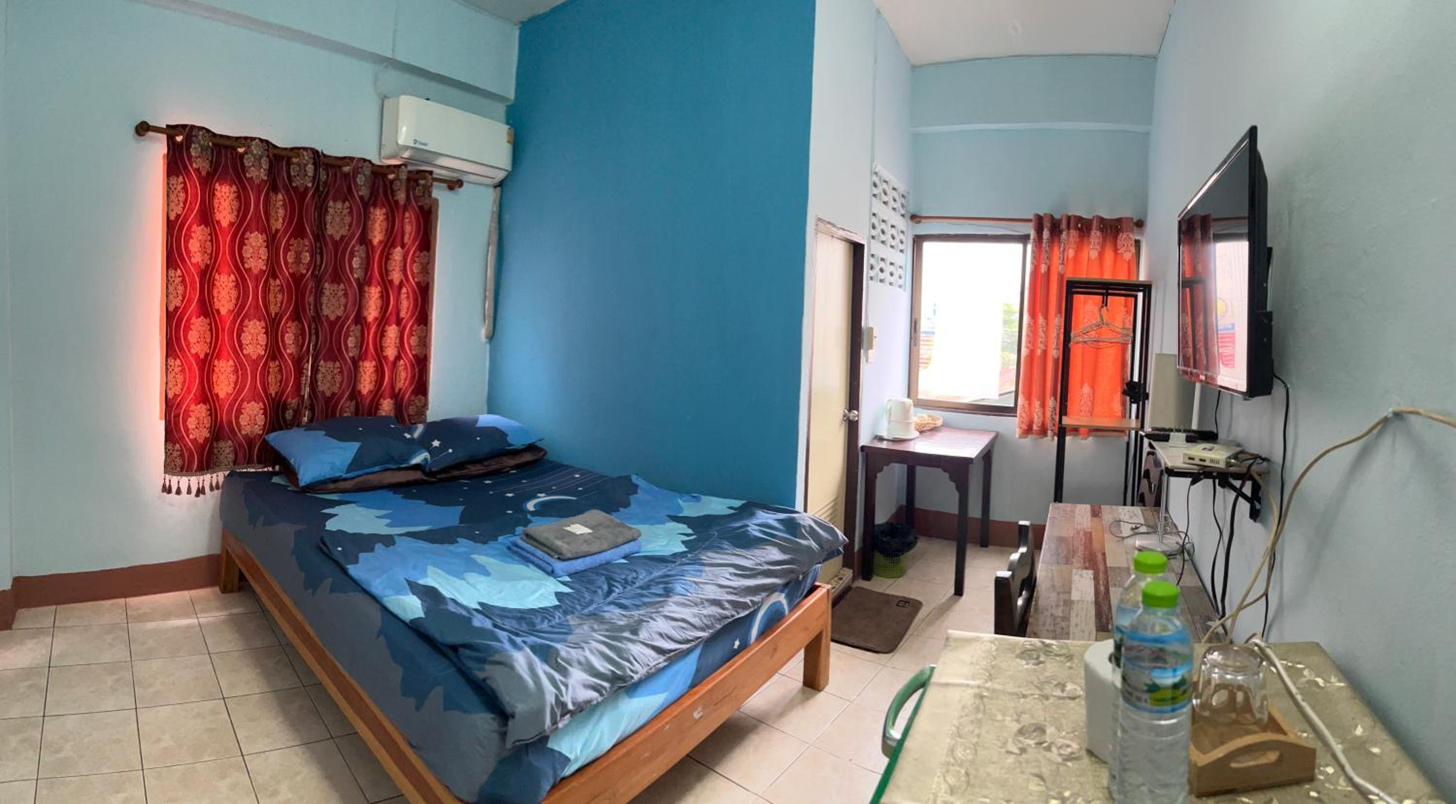 Large Double Room