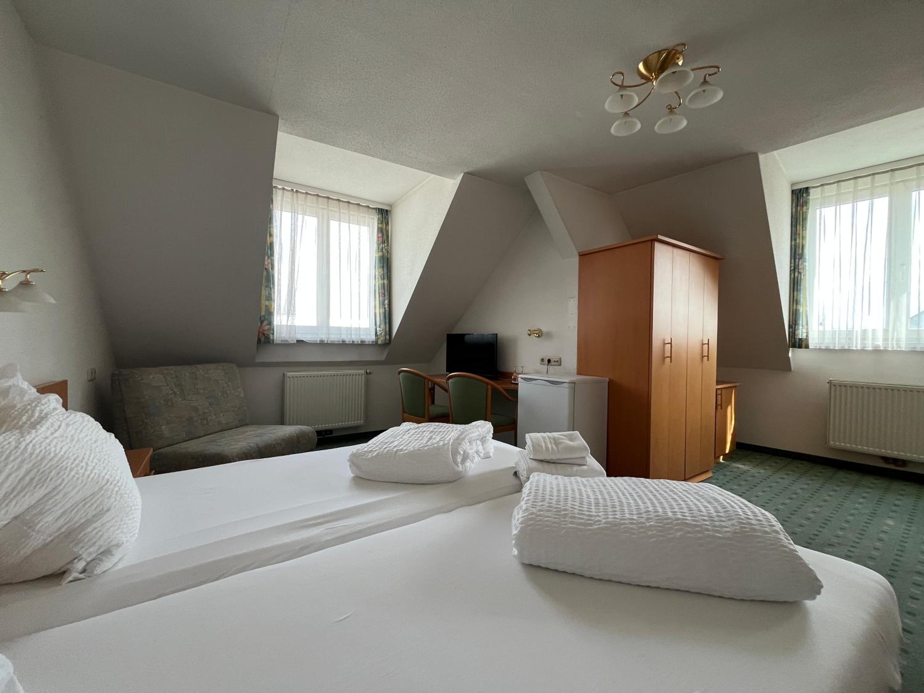Large Double Room