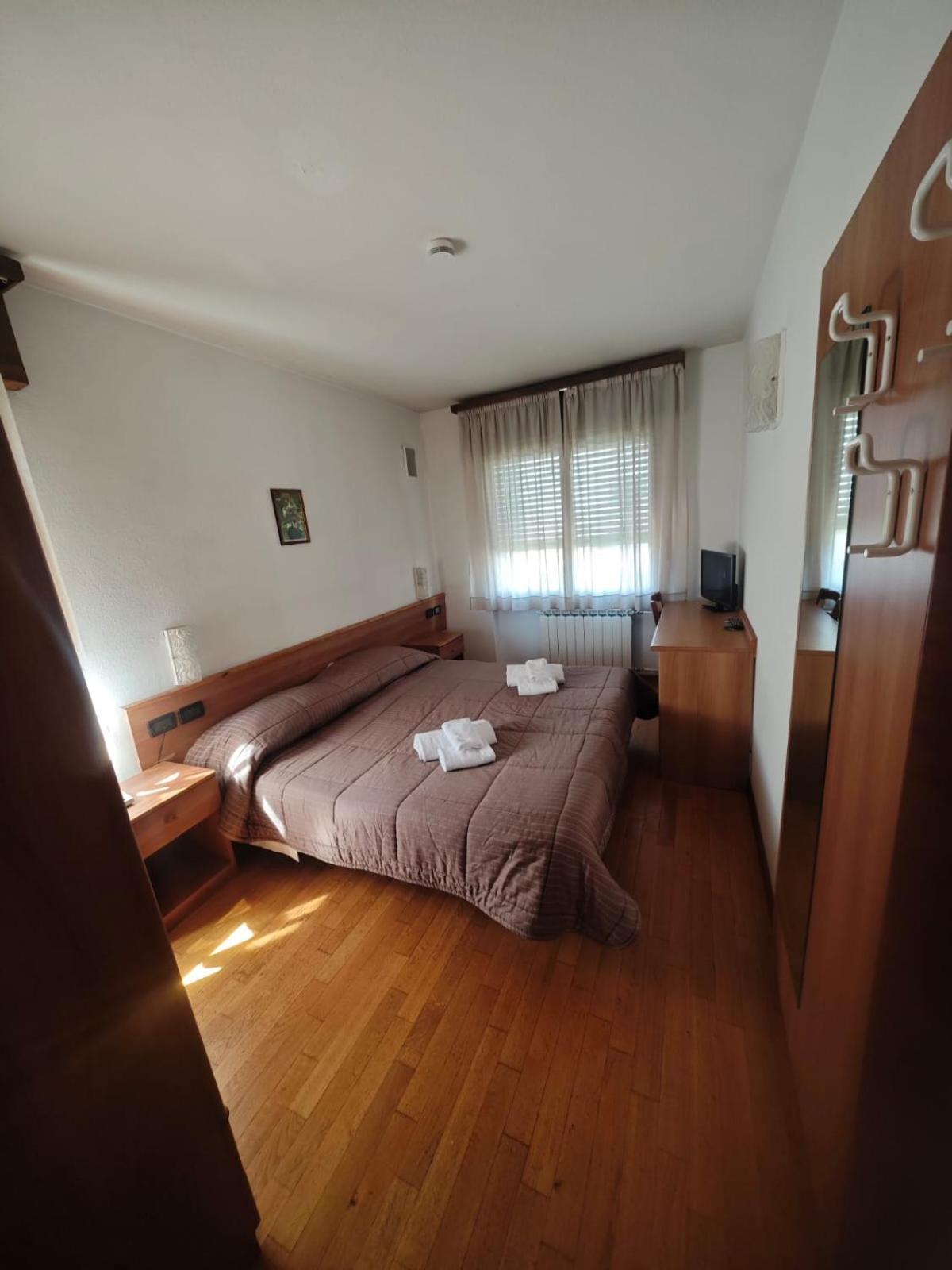 Basic Triple Room - in Dependance photo 1