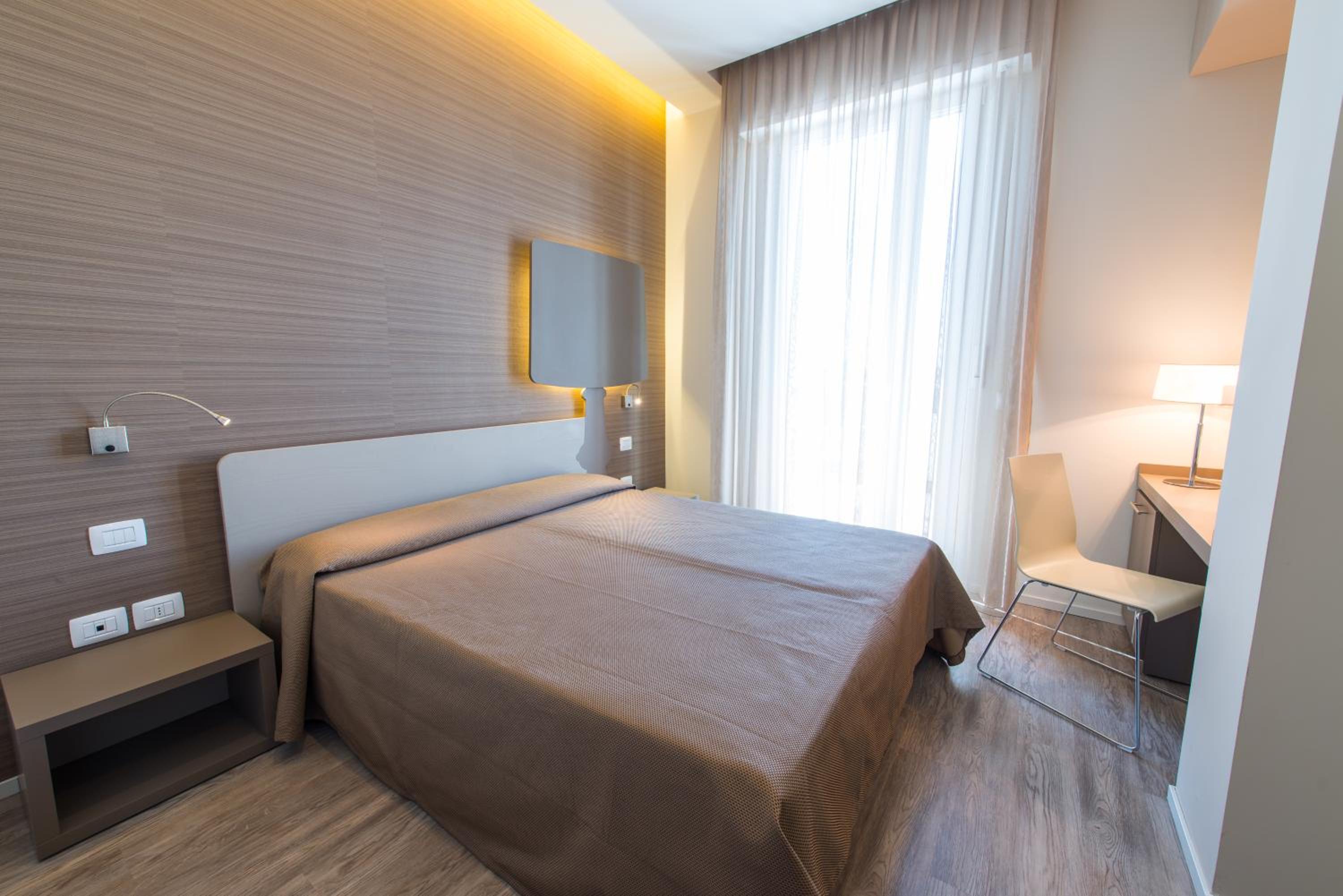 Double Room with Balcony and Sea View