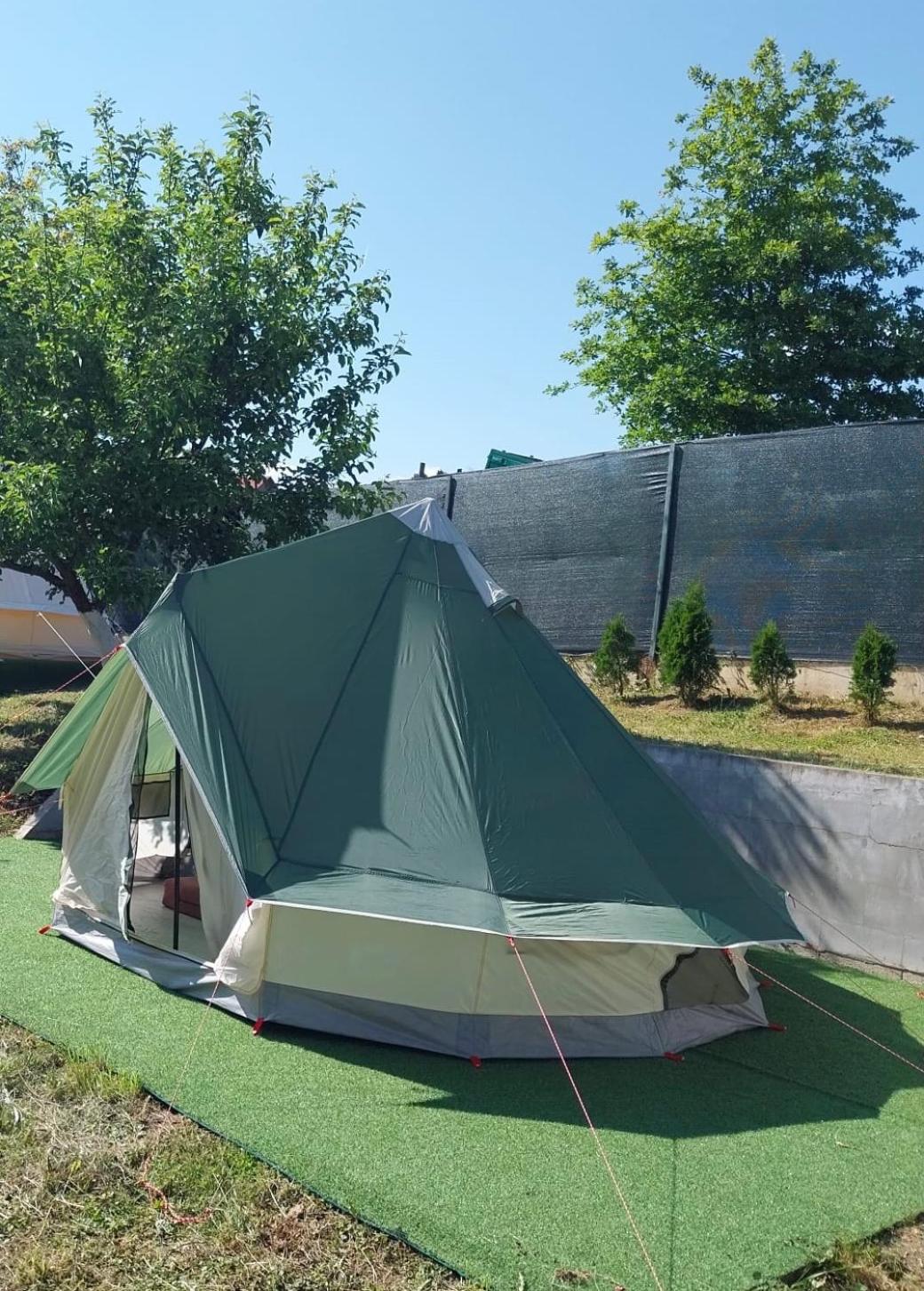 Tent photo 3