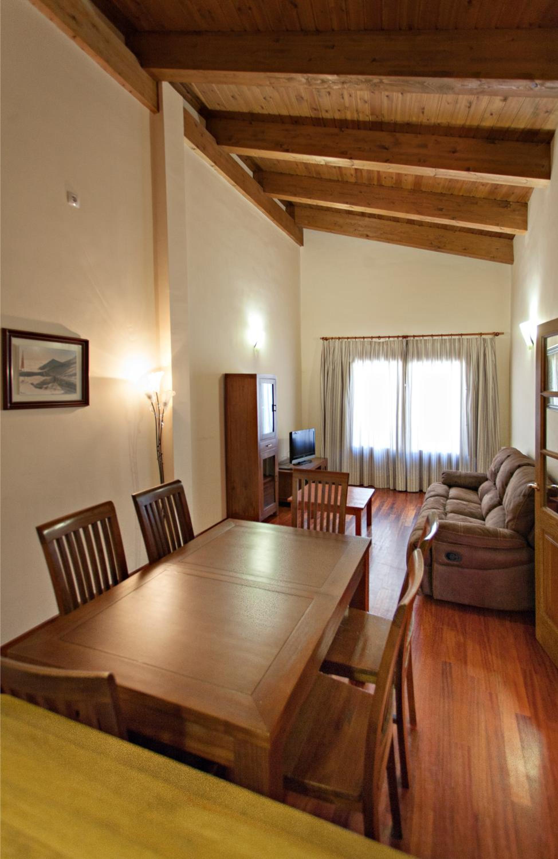 Apartamento con Balcón