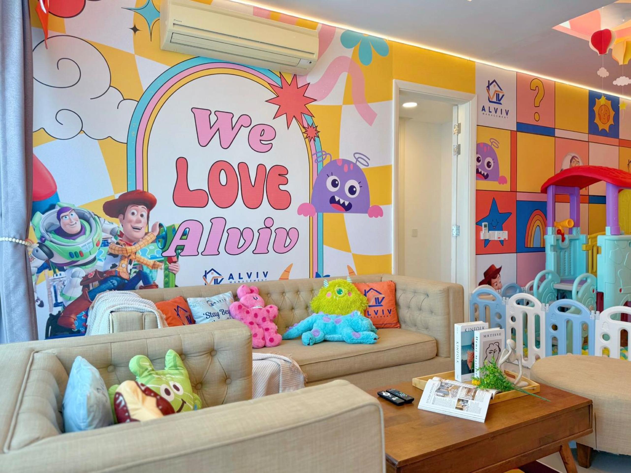 BallPit Toyworld Three-Bedroom Apartment with Kids Playground - Photo 2