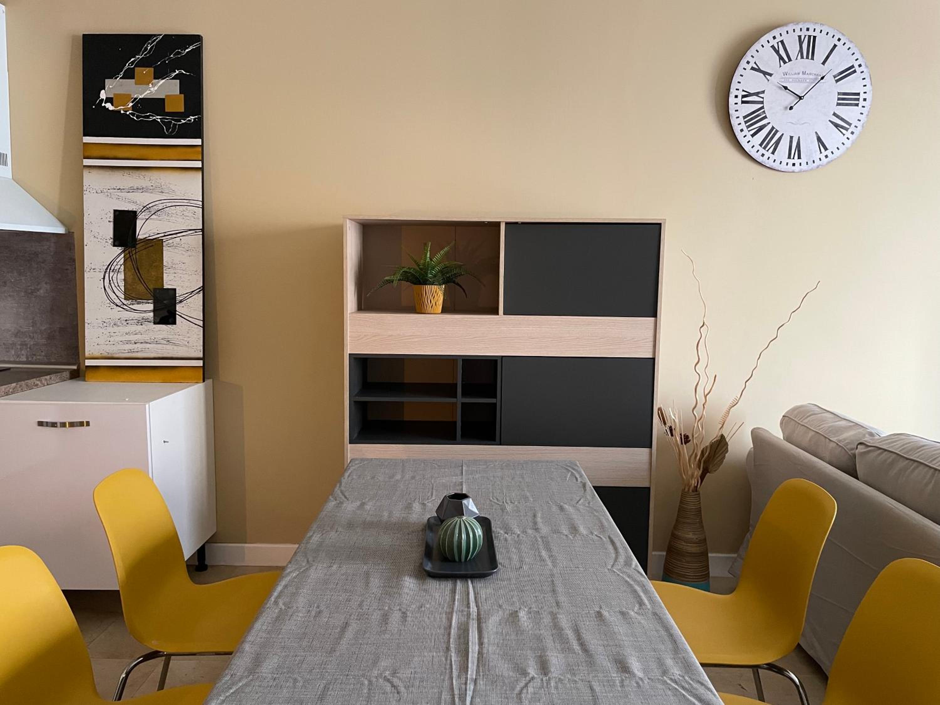 Two-Bedroom Deluxe Apartment