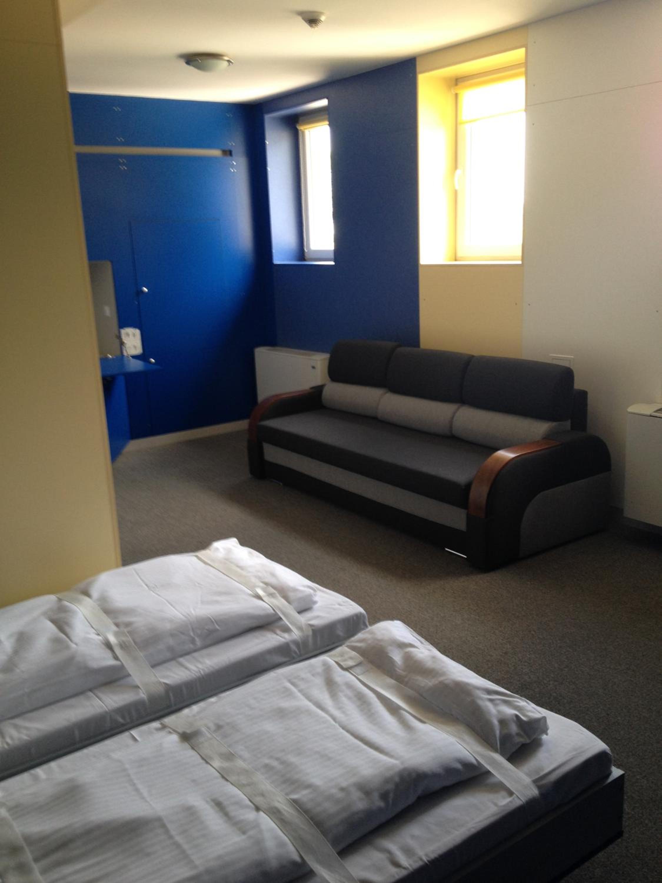 Family Room - Photo 7