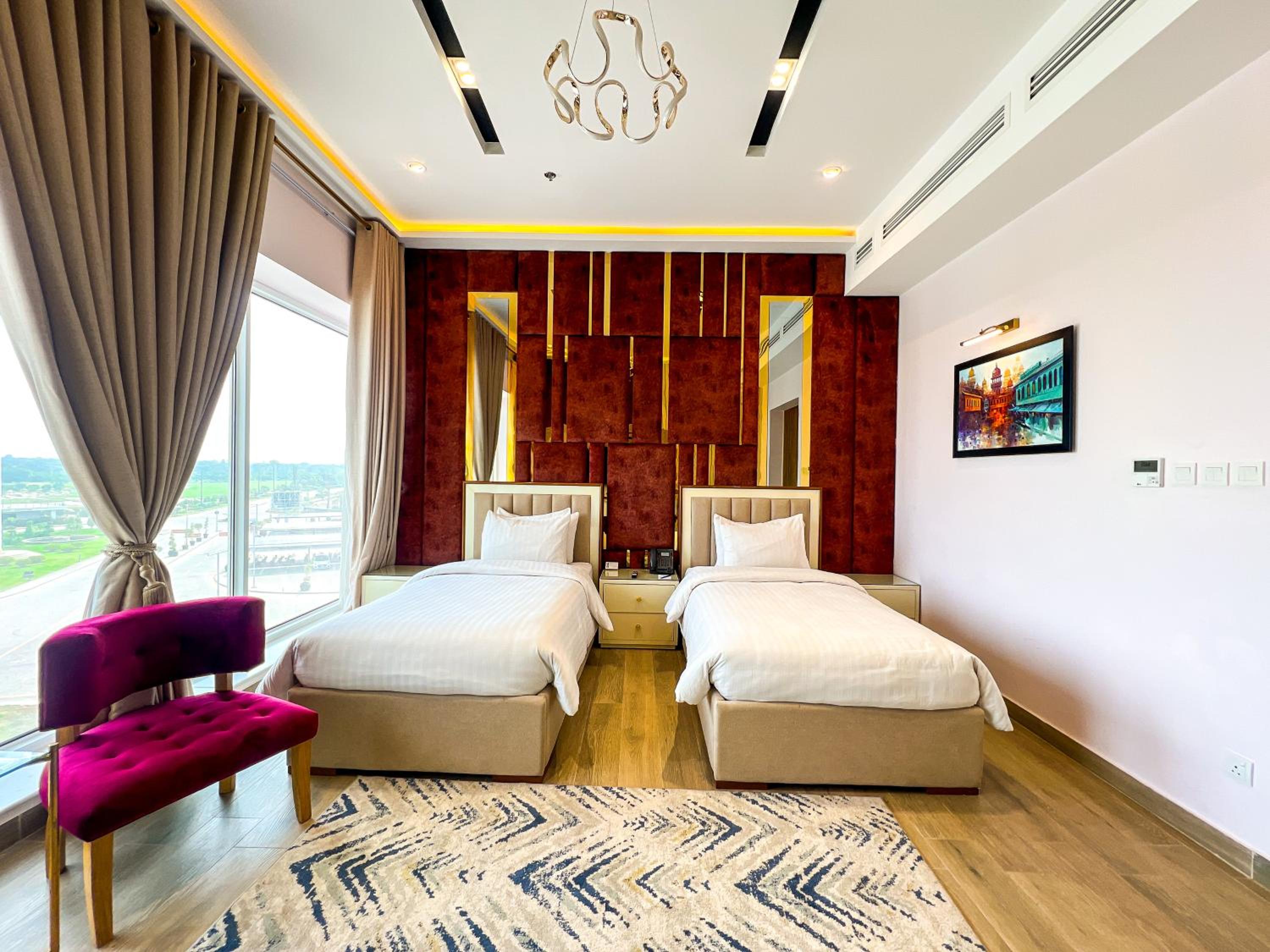 Deluxe Twin Room photo 1