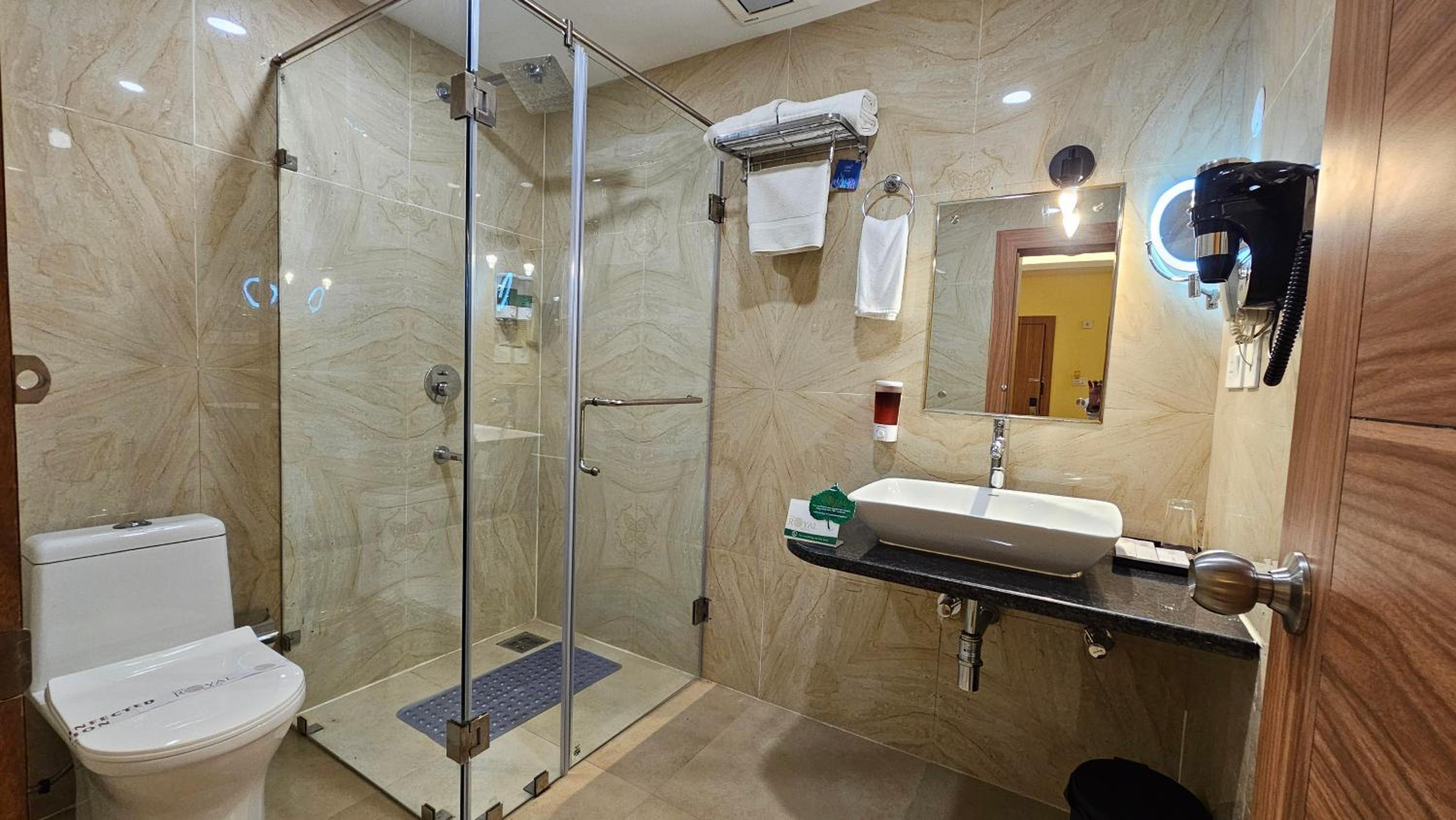 Deluxe Double Room - Photo 6