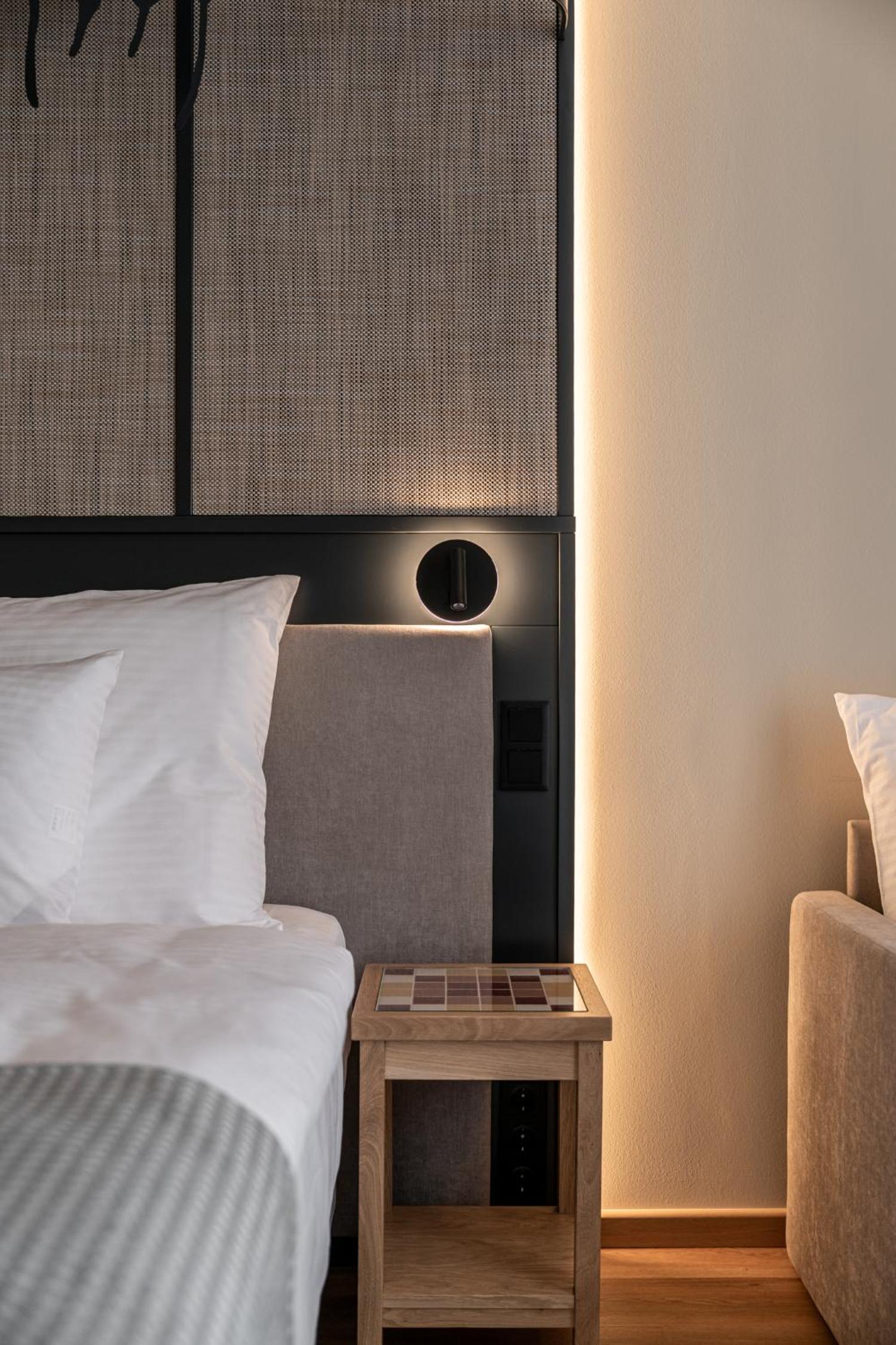 Superior Double or Twin Room with Lake View