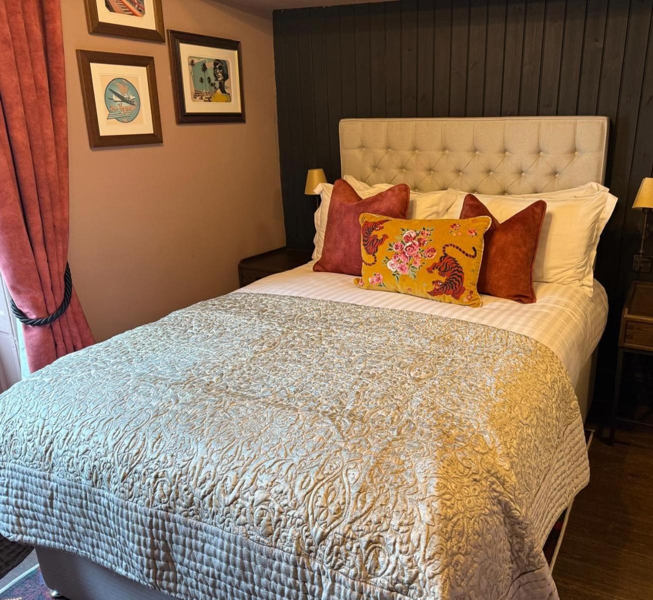 Deluxe Double Room photo 3