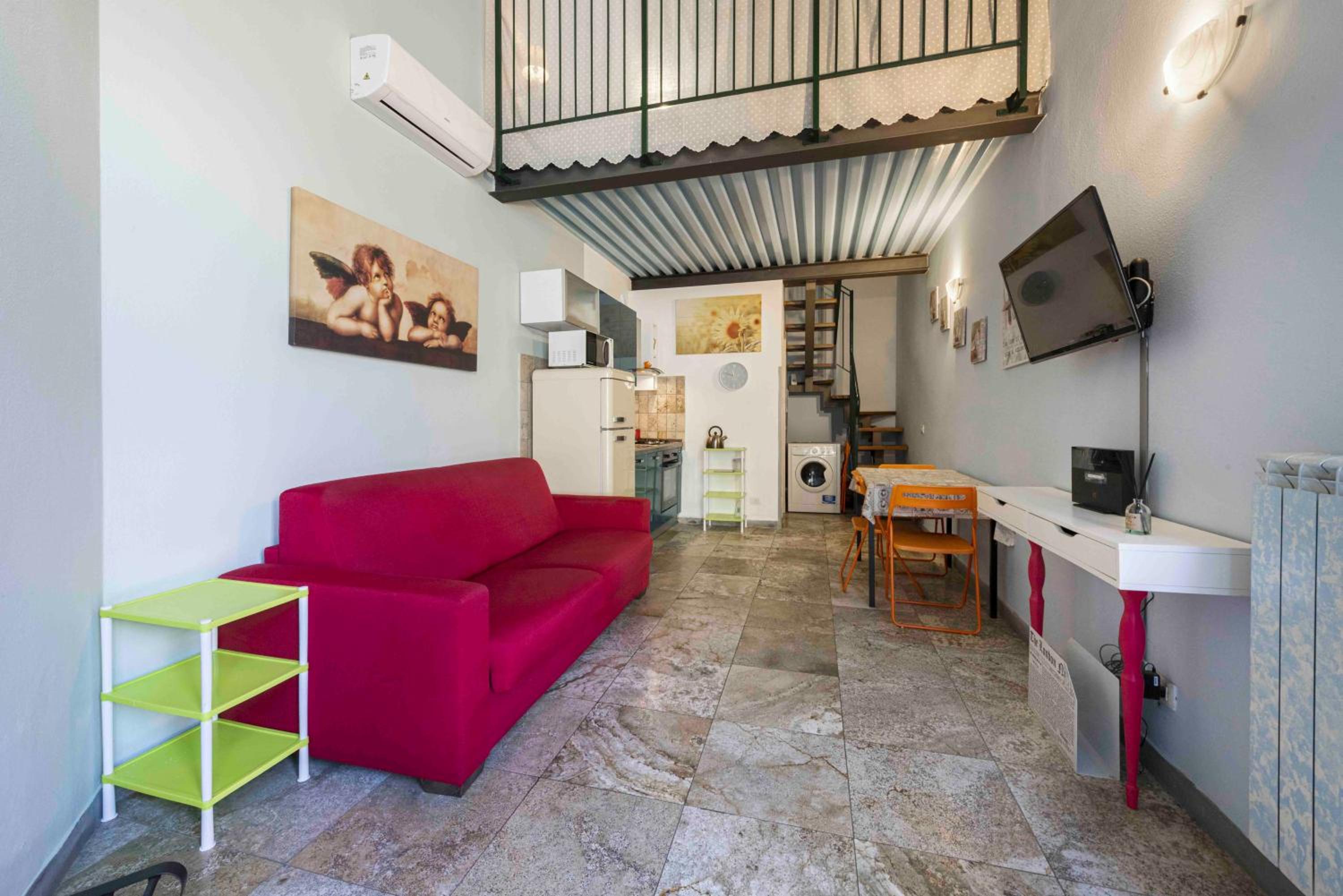 One-bedroom Loft Apartment