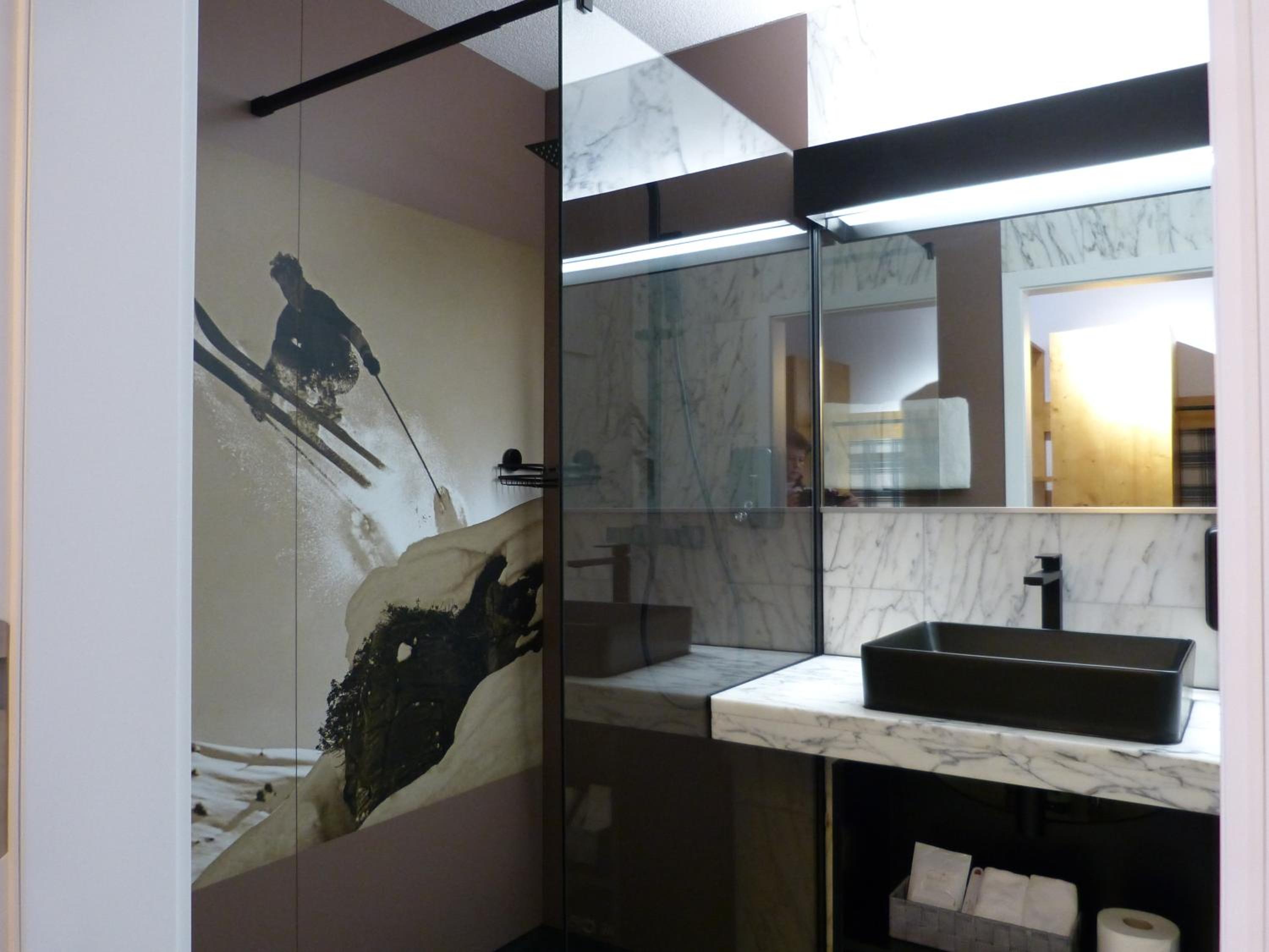 Deluxe Double or Twin Room with Mountain View - Photo 3