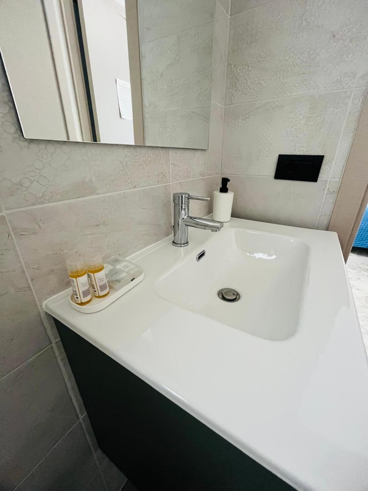 Double or Twin Room photo 2