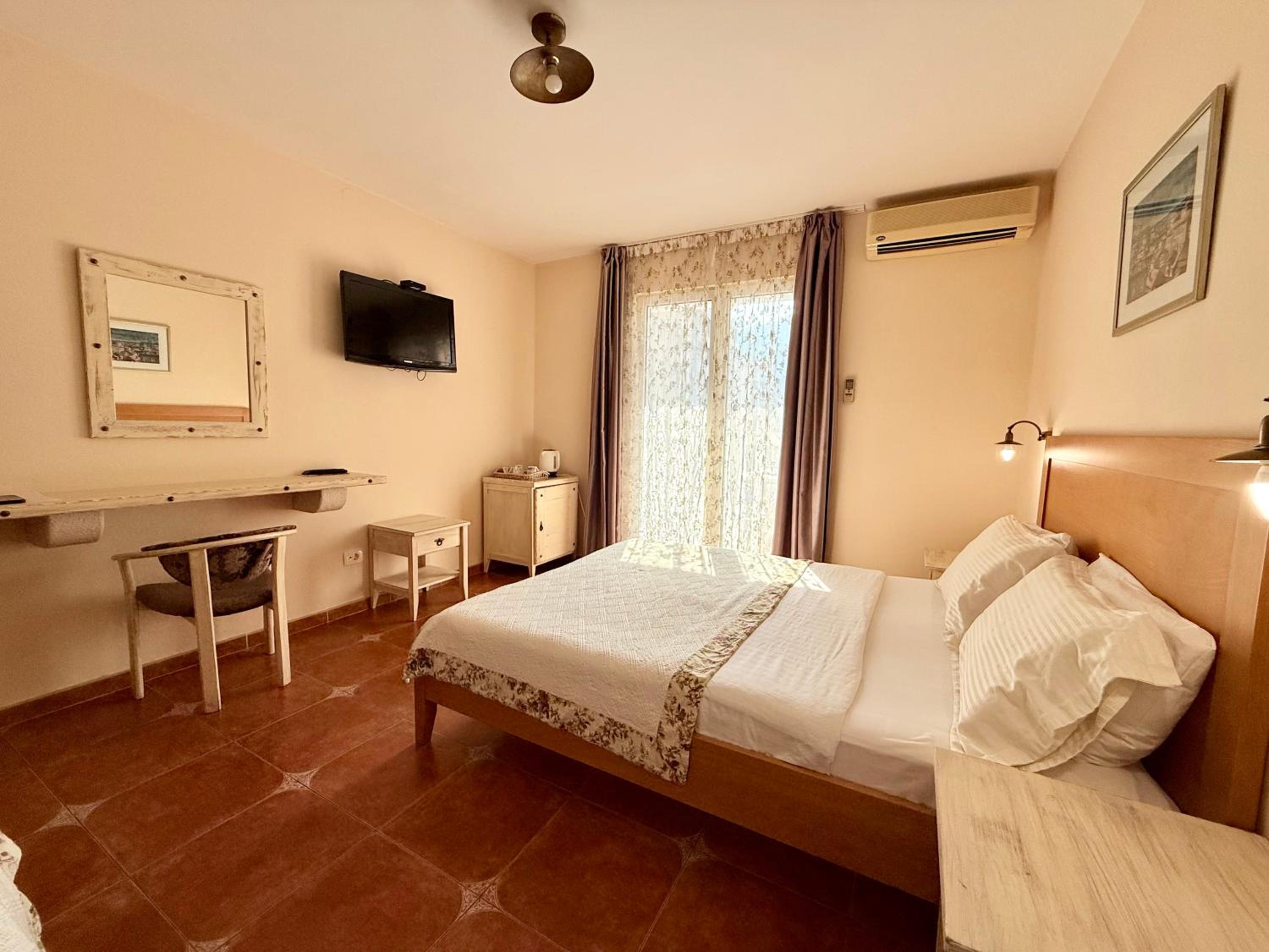 Superior Triple Room photo 1