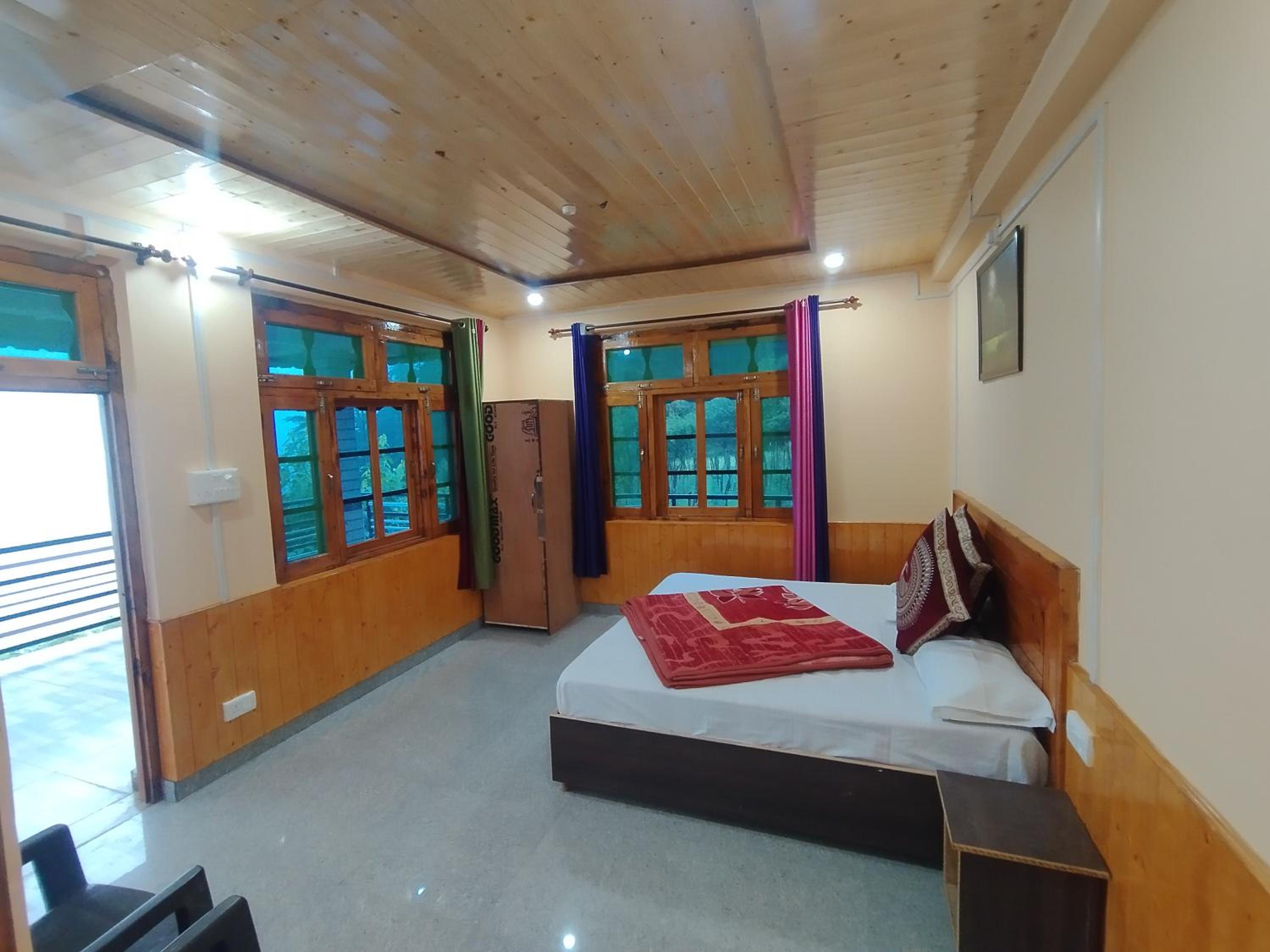 Double Room with Mountain View