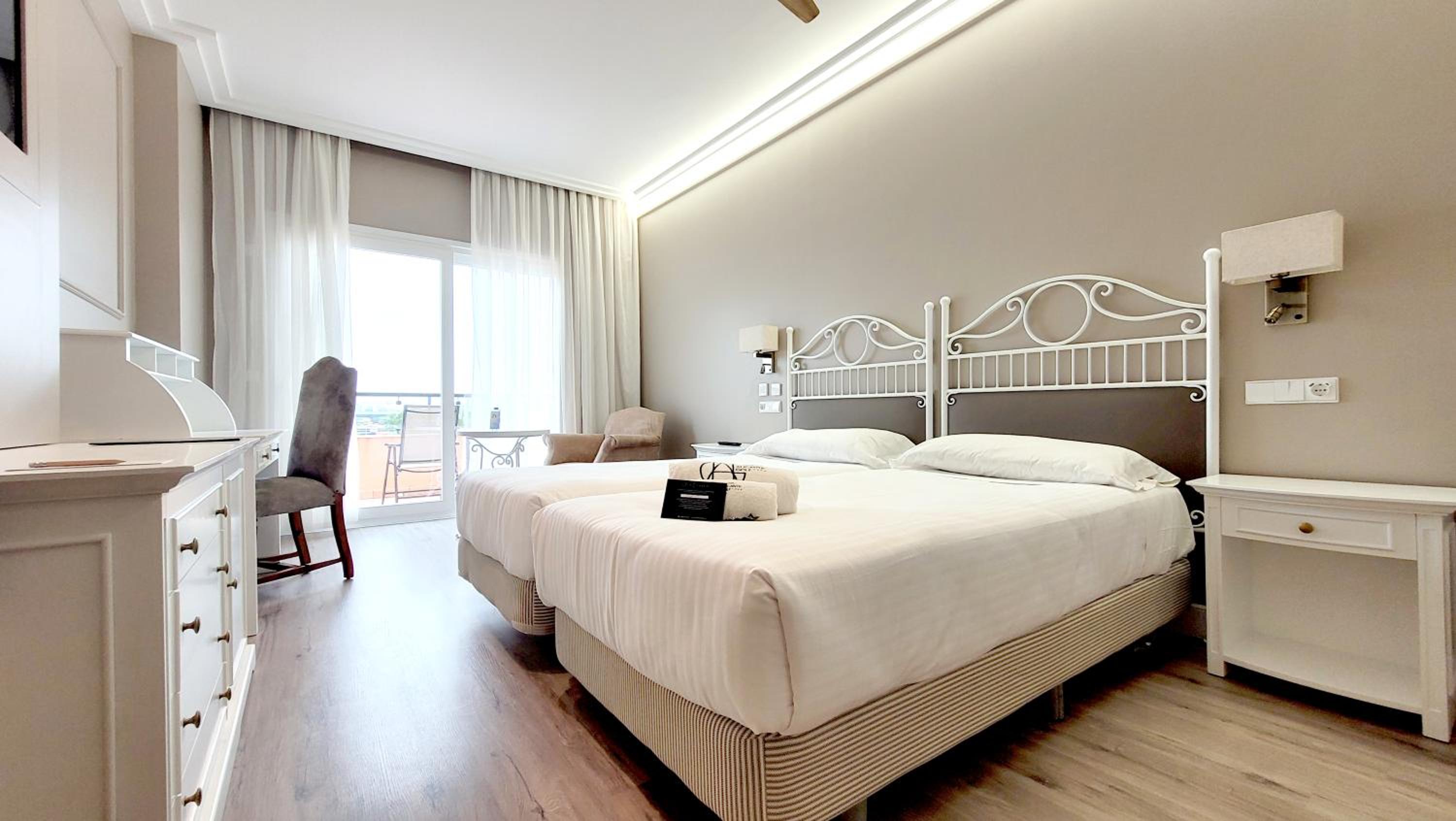 Superior Double Room (2 Adults)