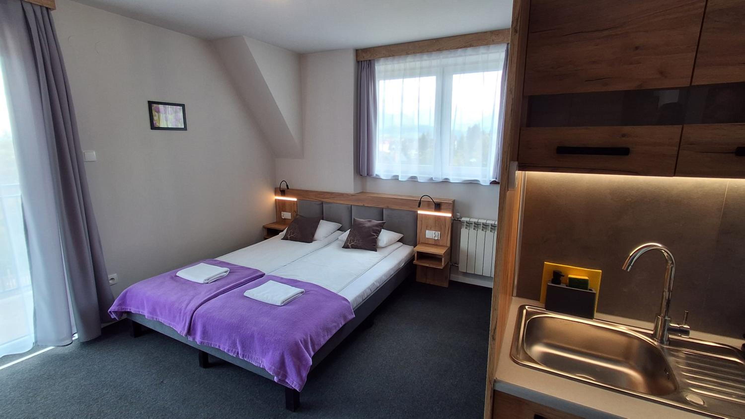 Studio Apartment with Balcony