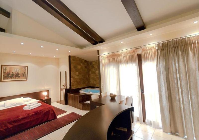 Deluxe Double or Twin Room - Photo 26