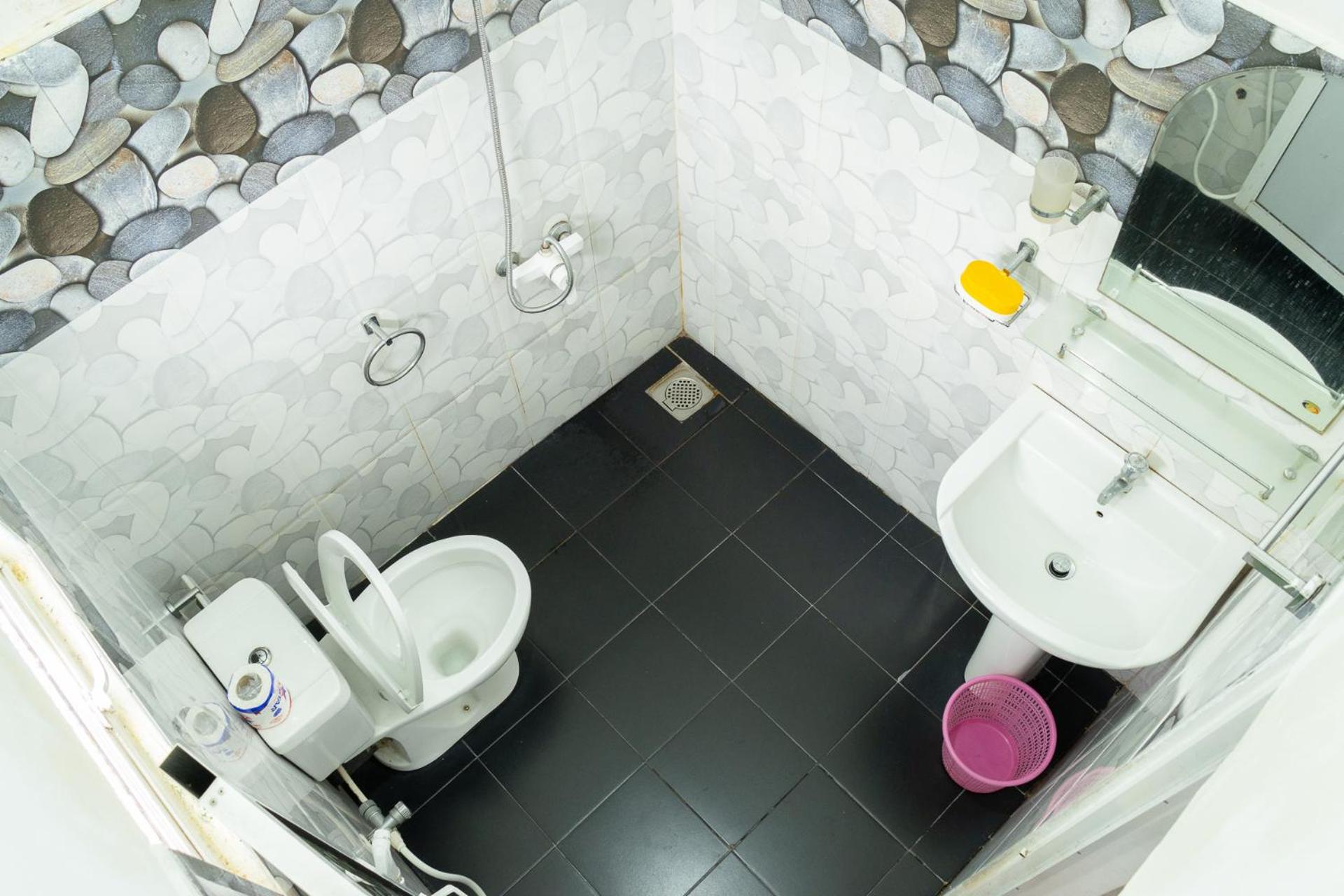Deluxe Double Room with Balcony photo 3