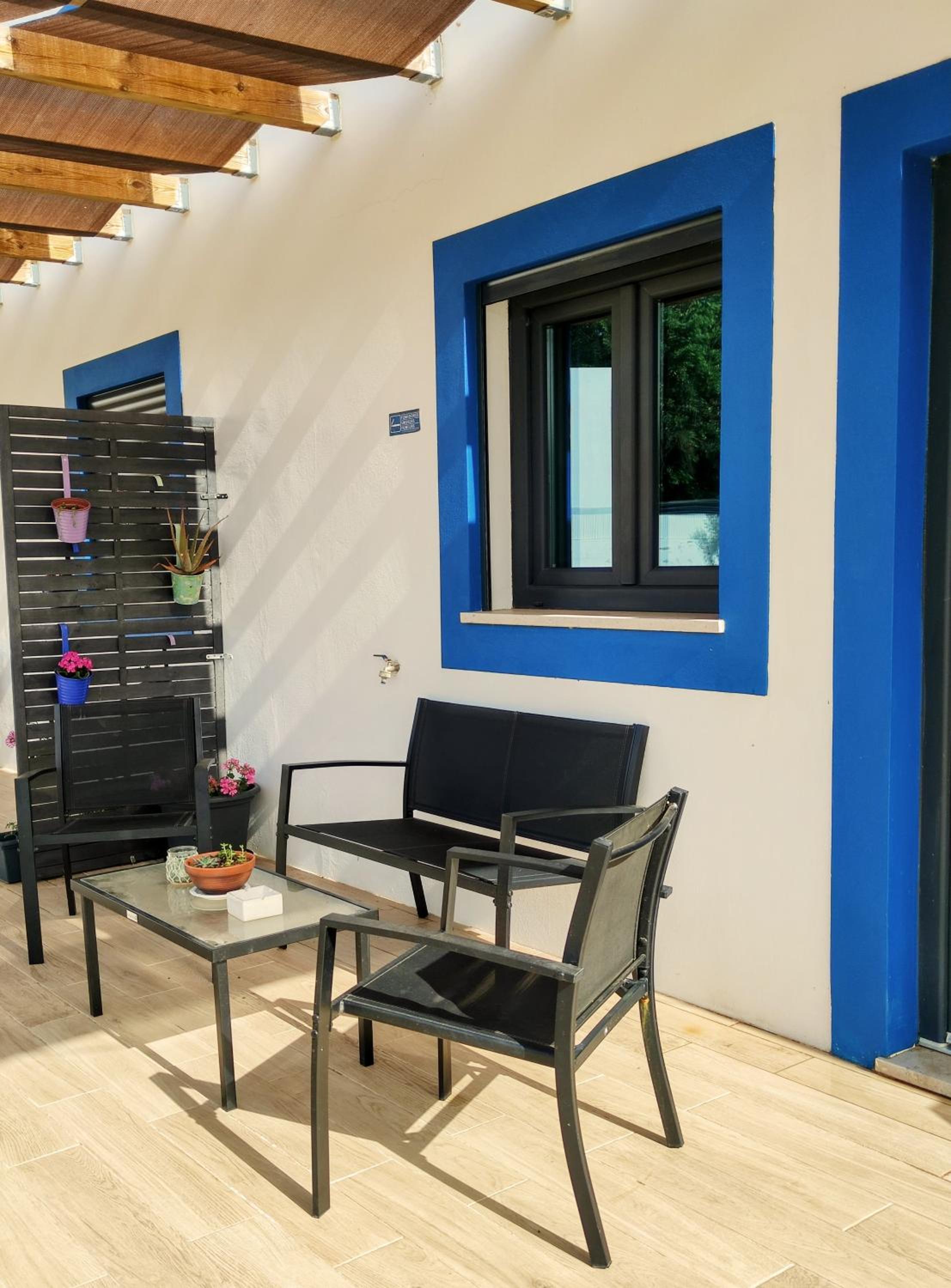 One-Bedroom House photo 2