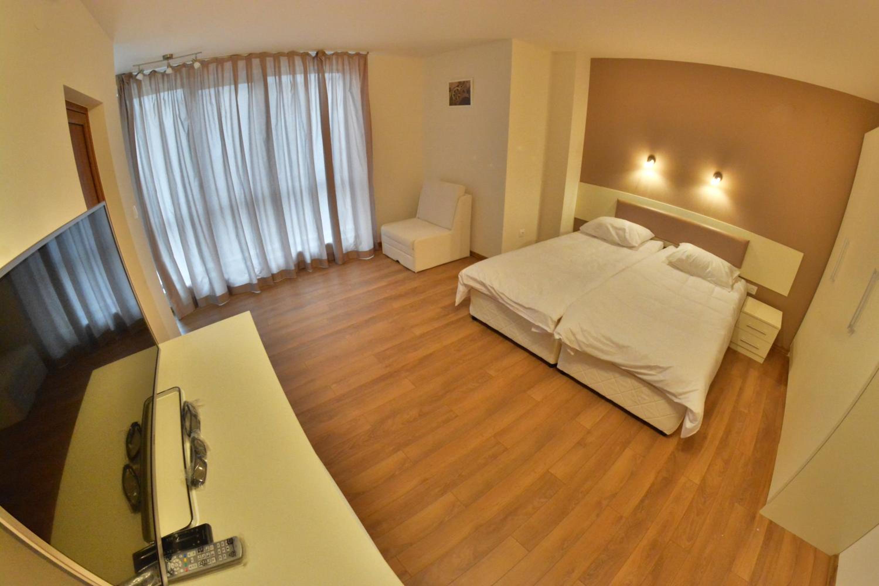 Villa - Photo 4