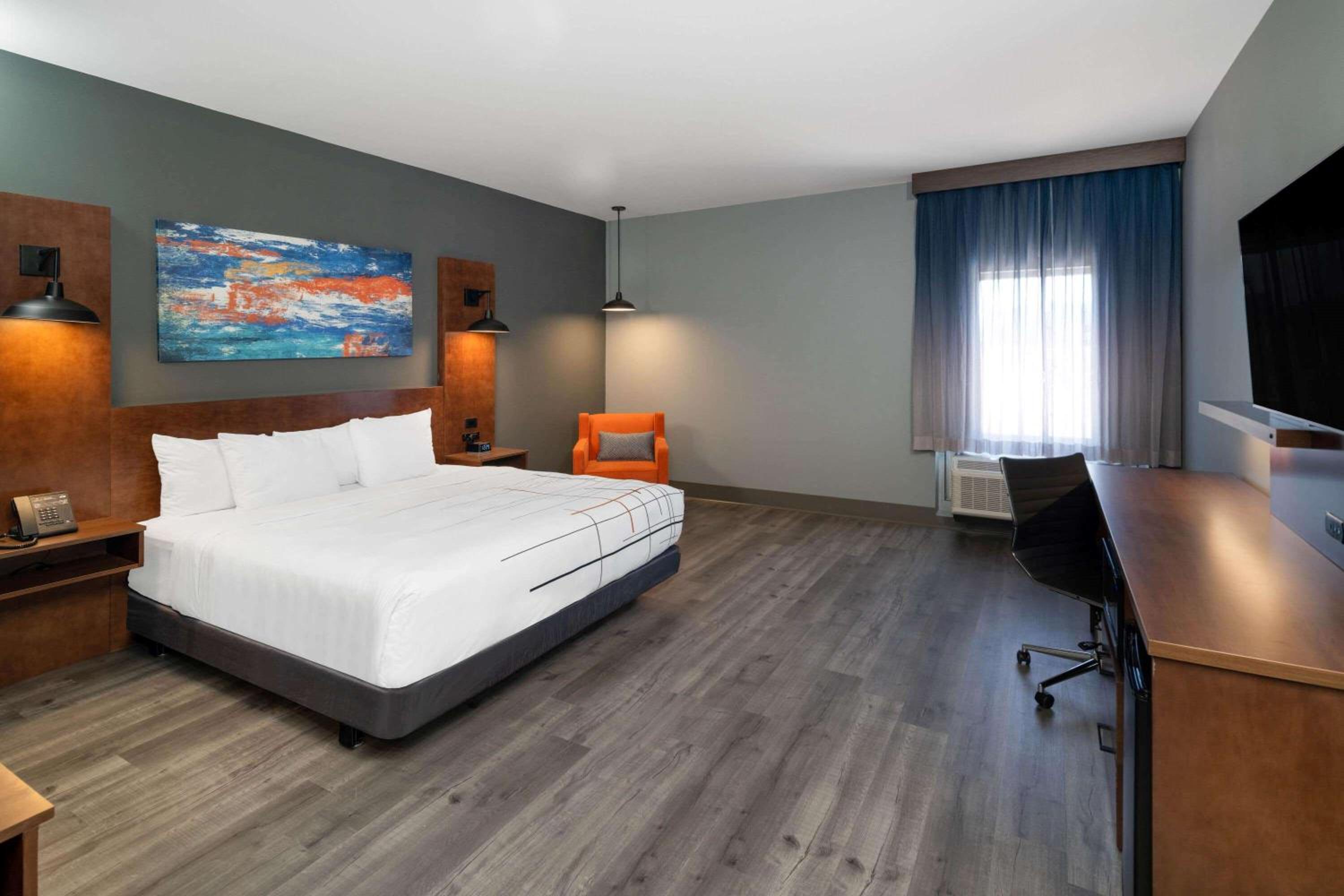 King Room - Mobility Access/Non-Smoking