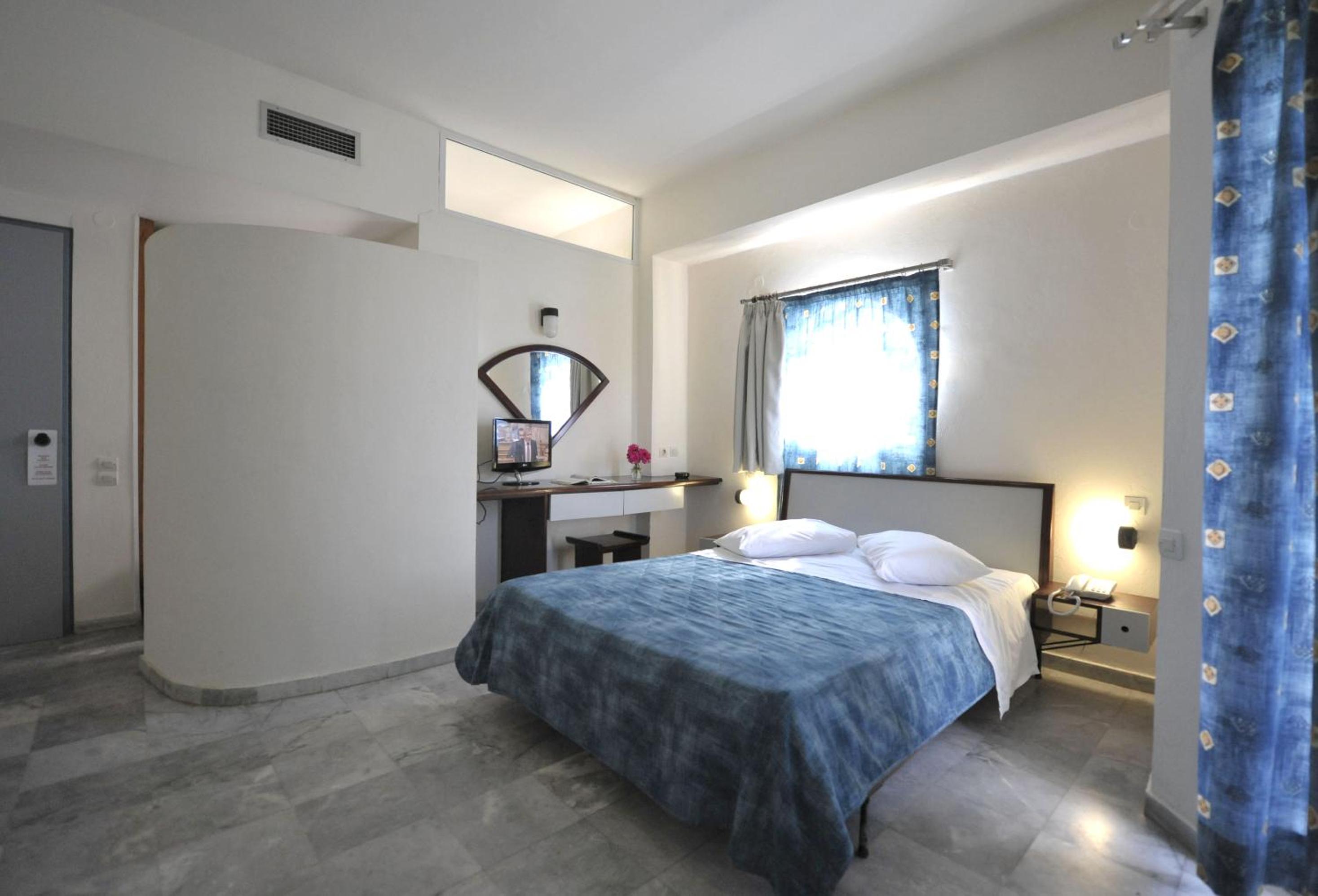 Double Room with Pool View