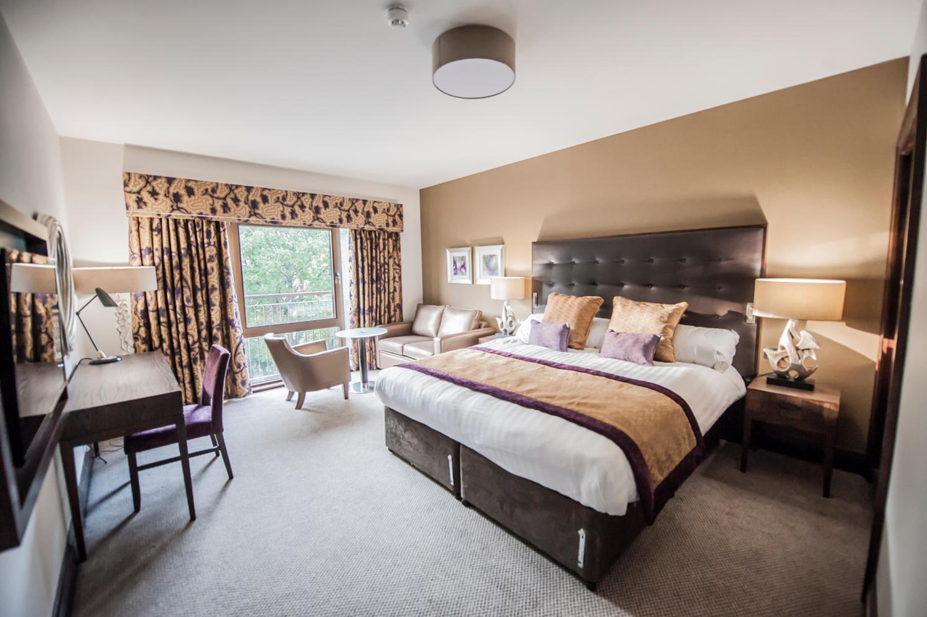 Accessible Room - Deluxe Double or Twin - Includes Leisure Access photo 2