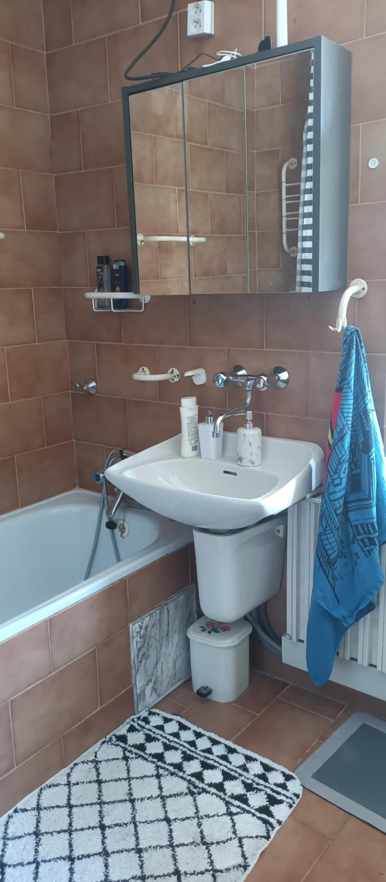 Single Room photo 2