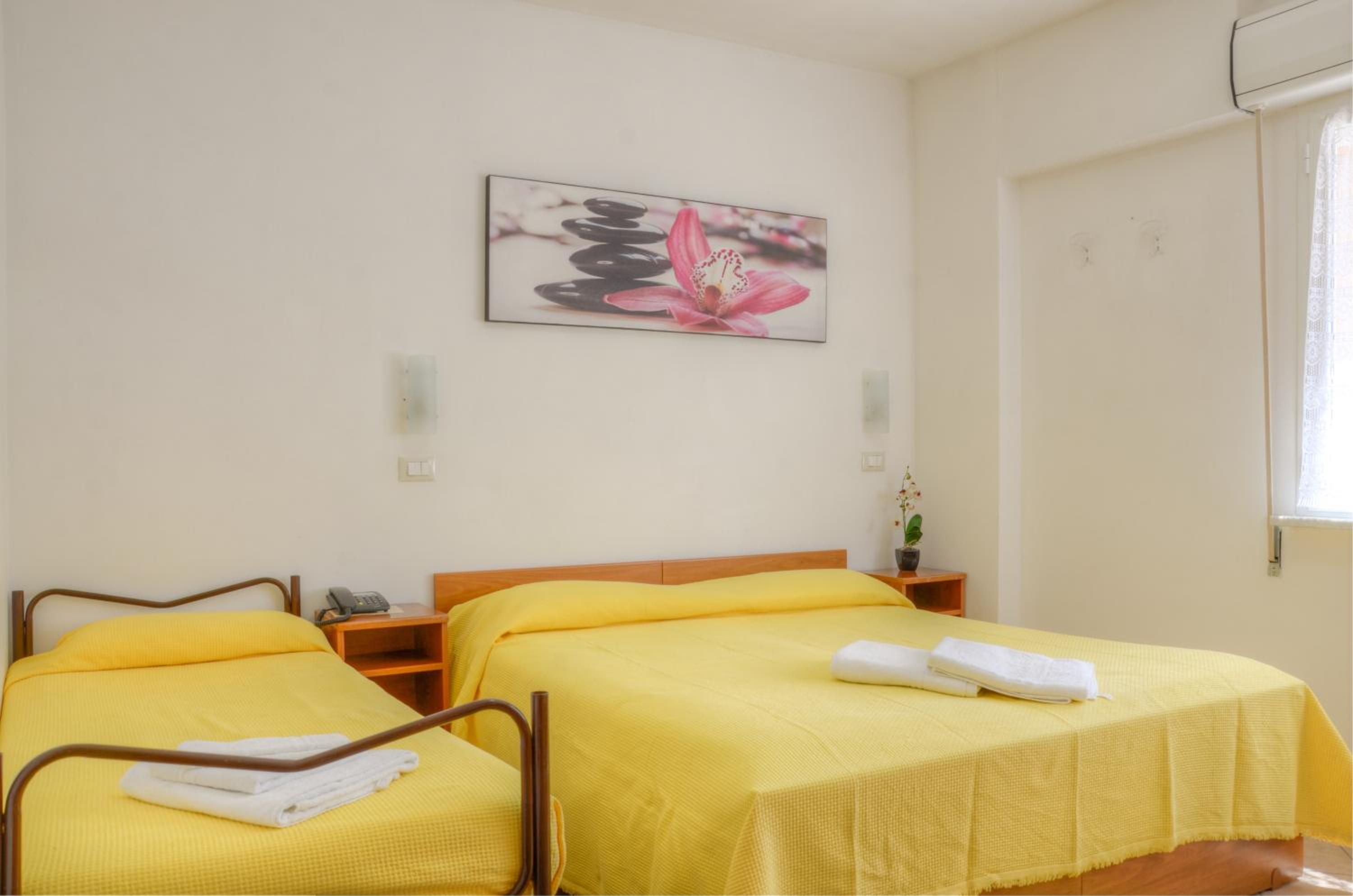 Triple Room with Balcony photo 2