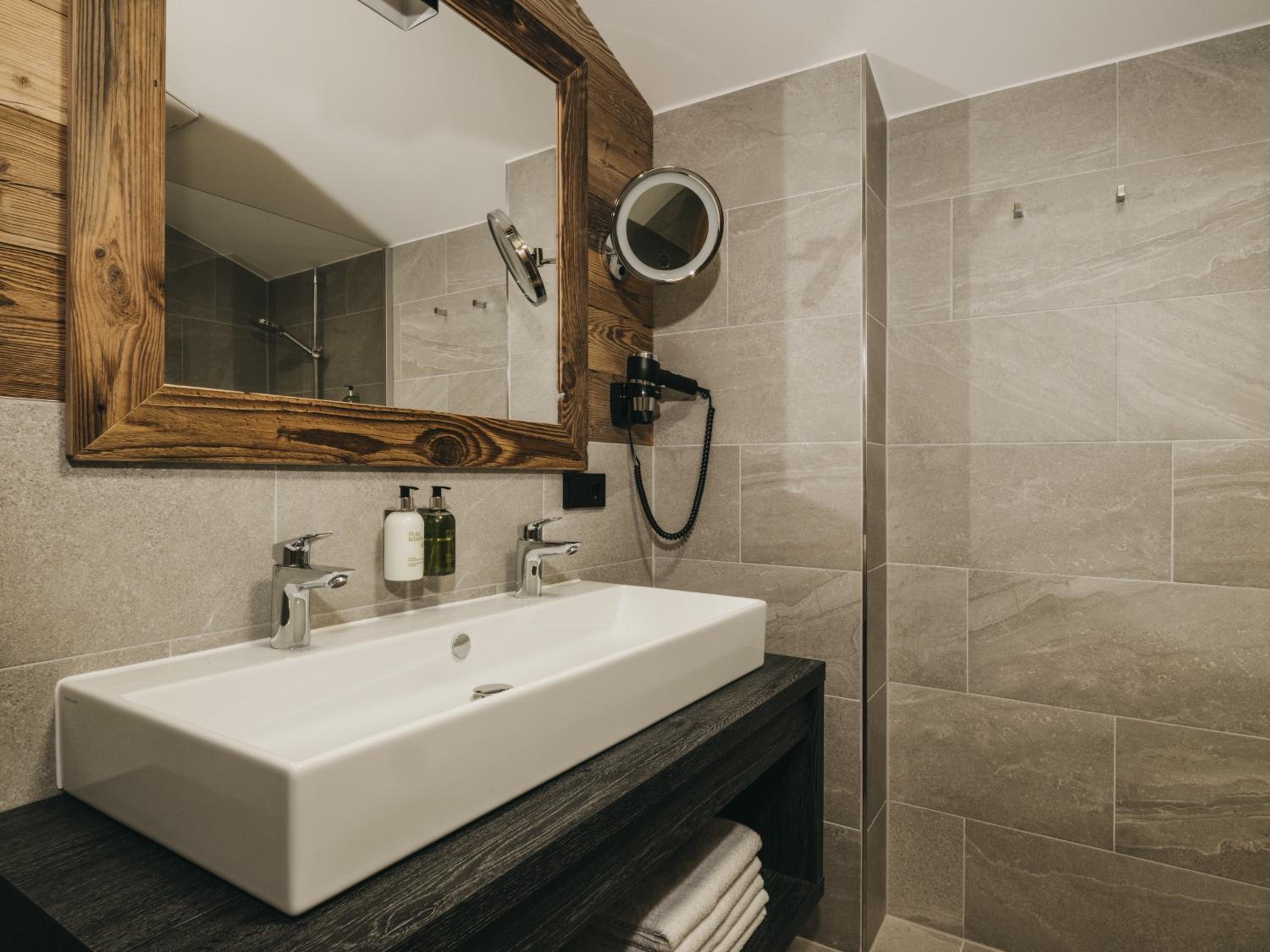 One-Bedroom Standard Apartment