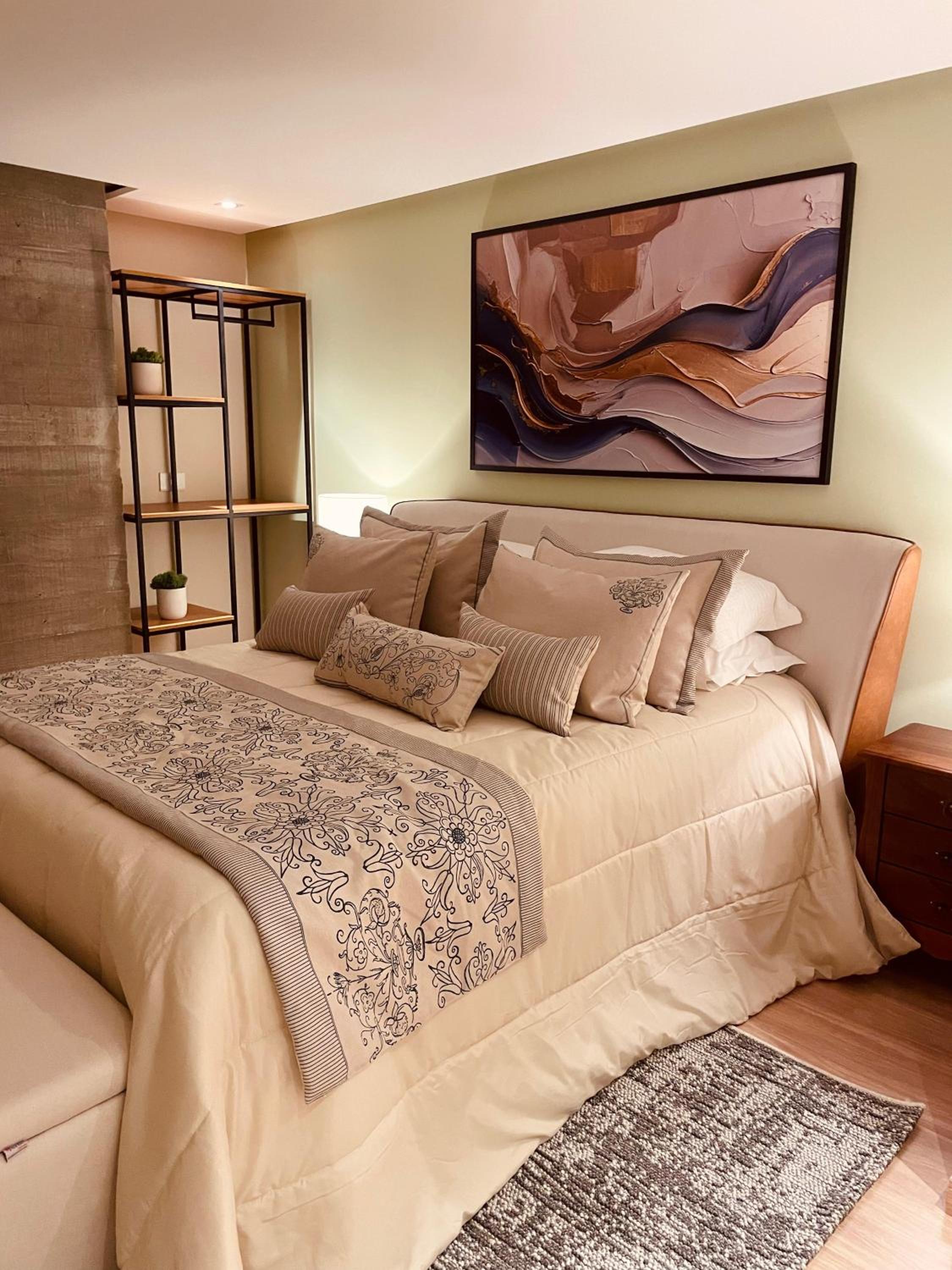 King Room with Balcony photo 2