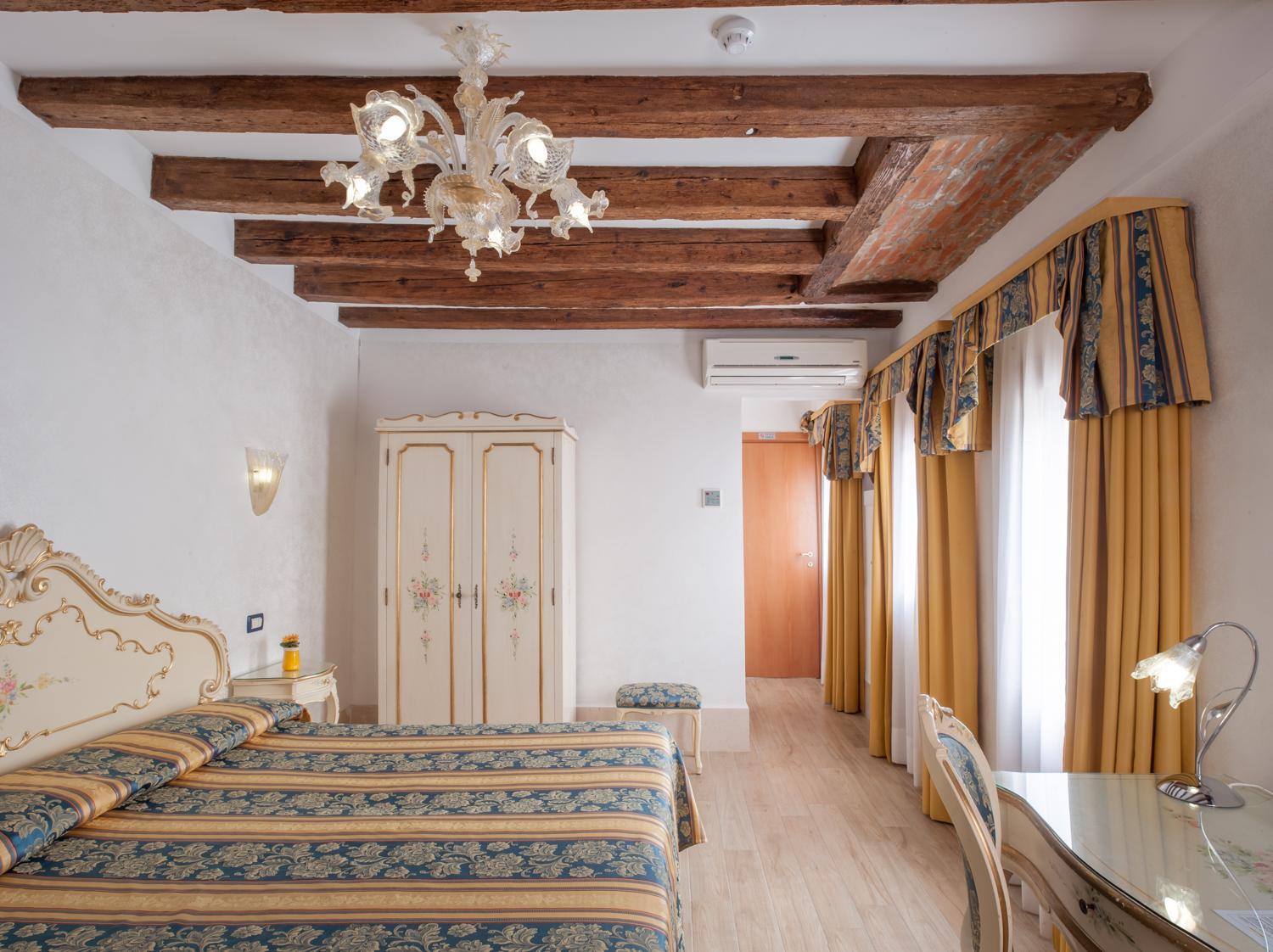 Superior Double Room photo 3