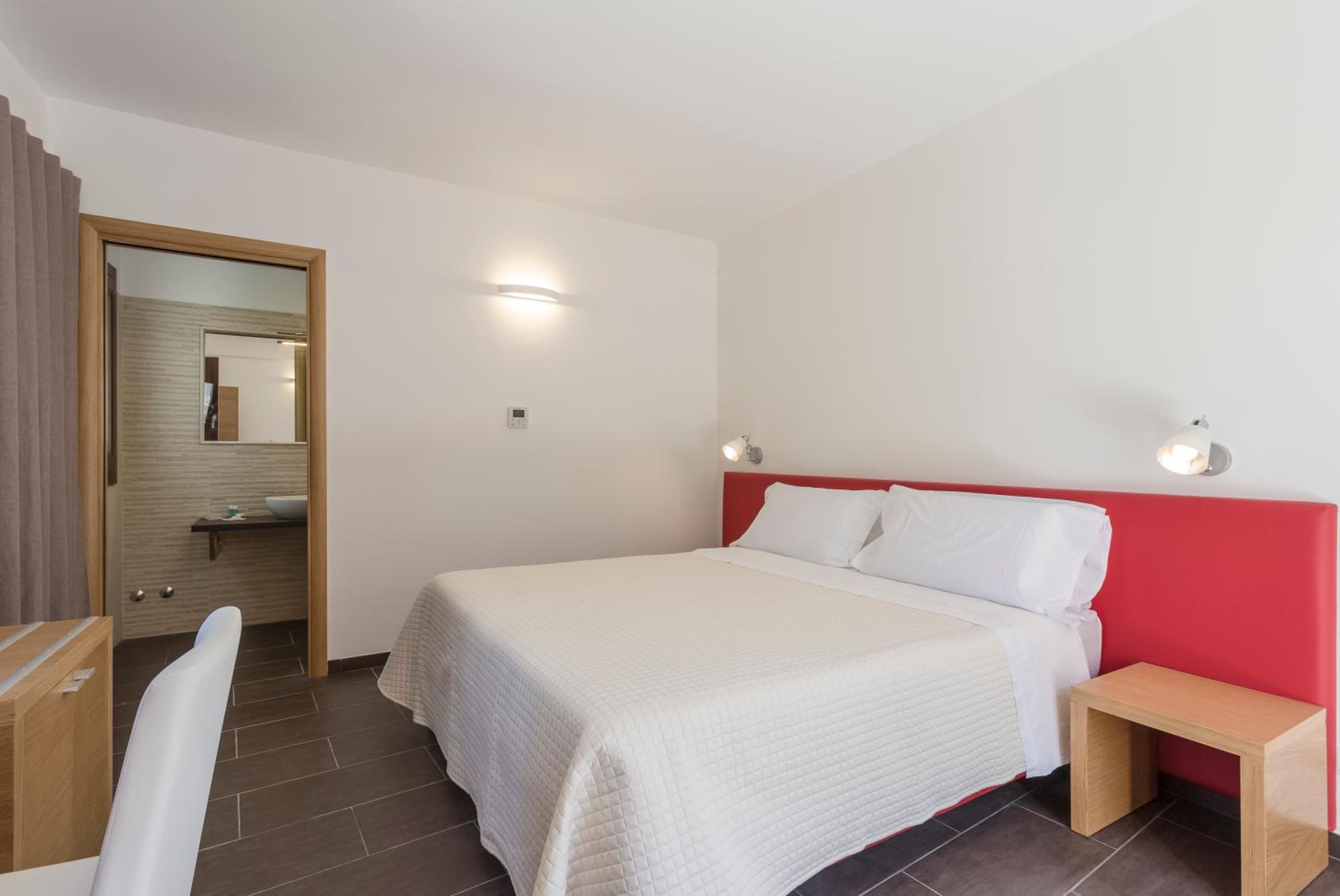 Deluxe Double or Twin Room with Garden View photo 1