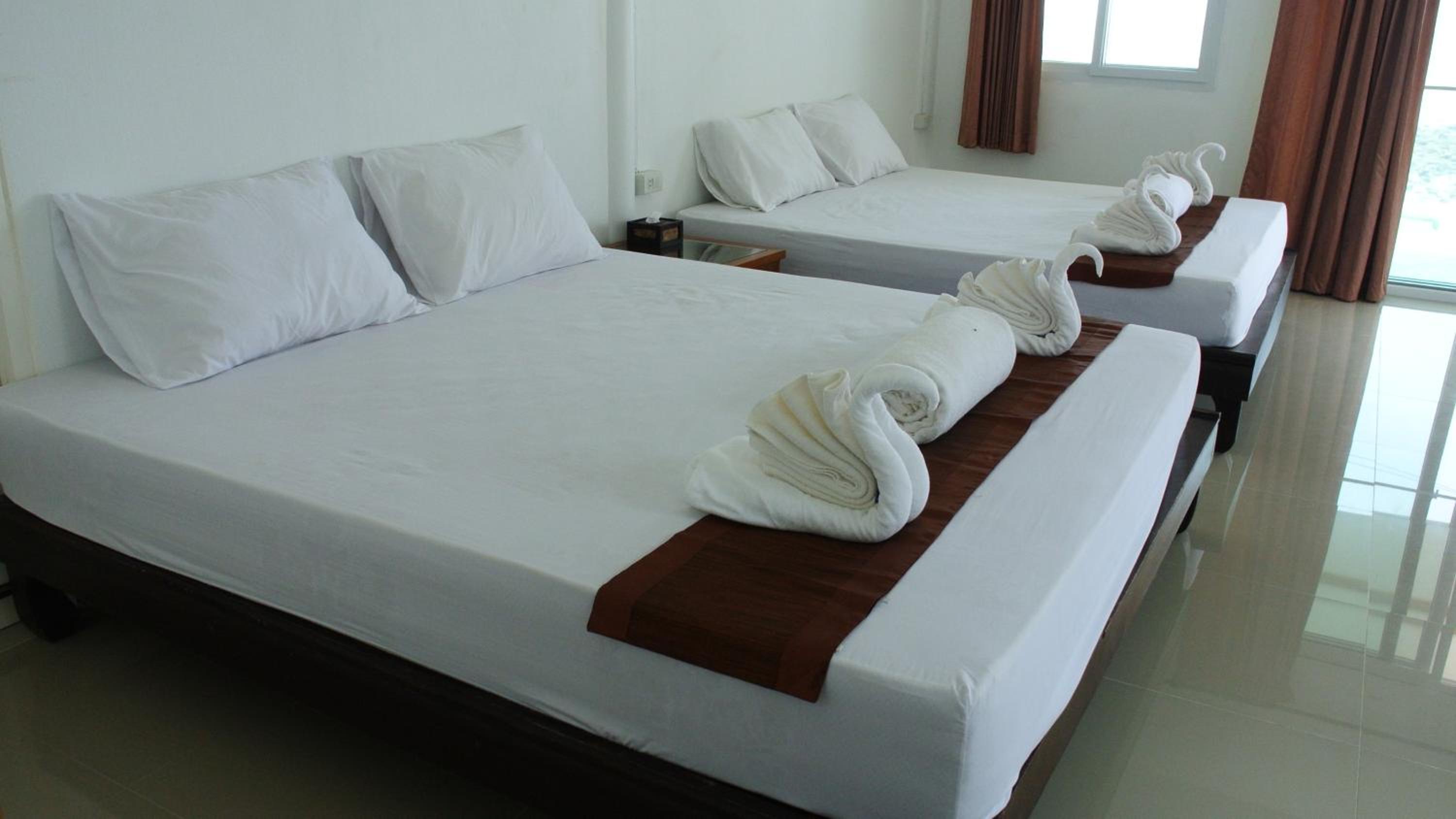Quadruple Room with Sea View photo 2