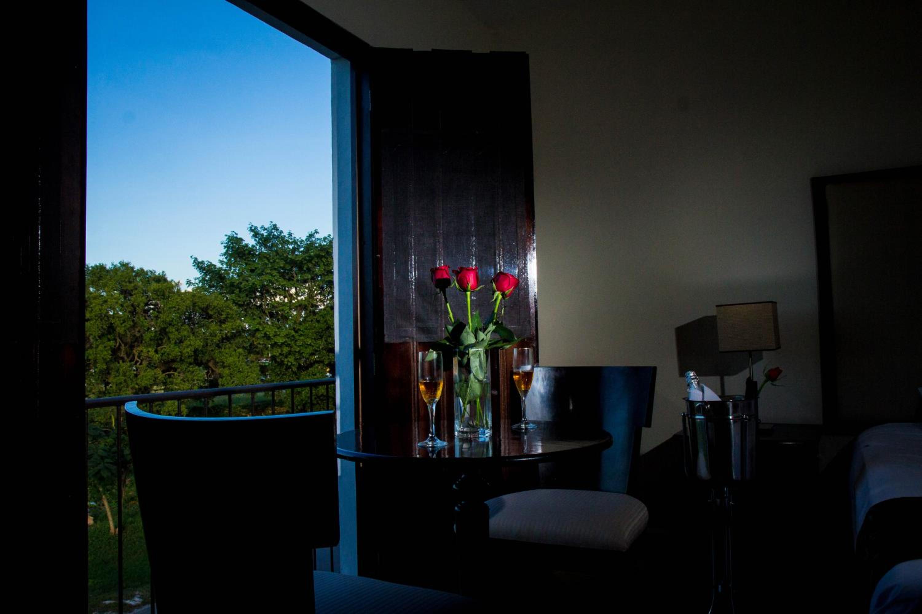 Junior Suite with Balcony photo 3