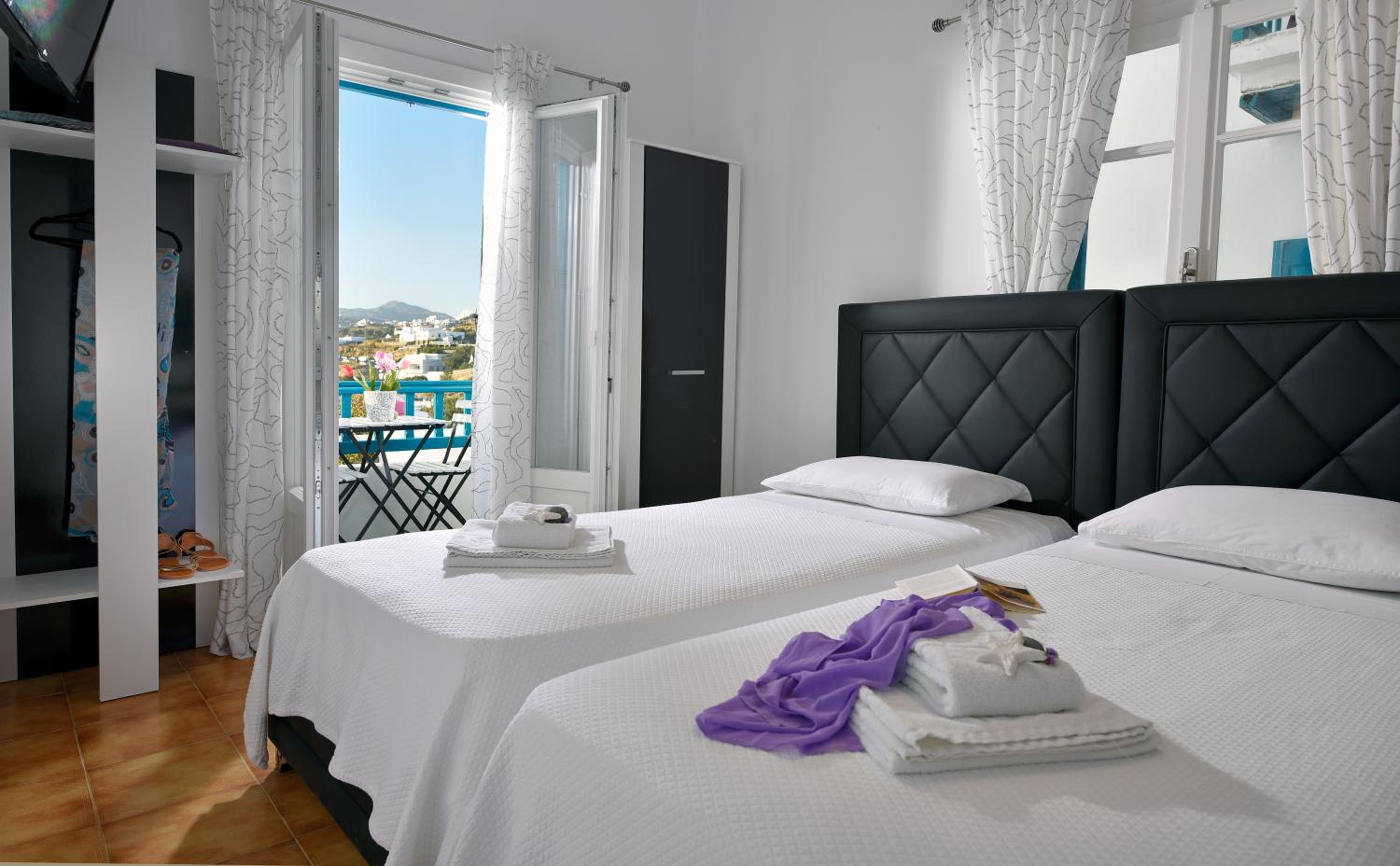 Twin/Double Room with balcony photo 3