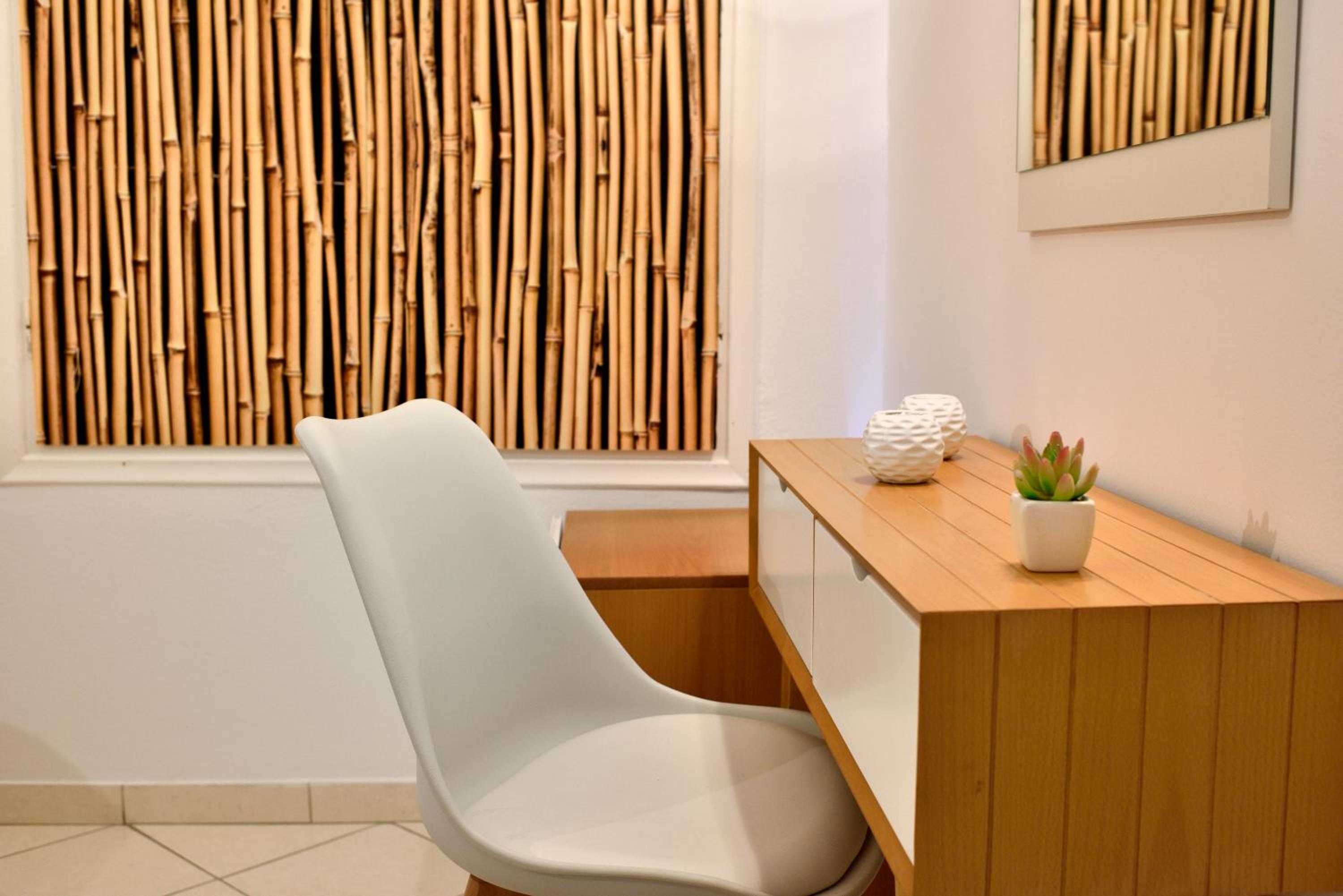 Double Room - Photo 8