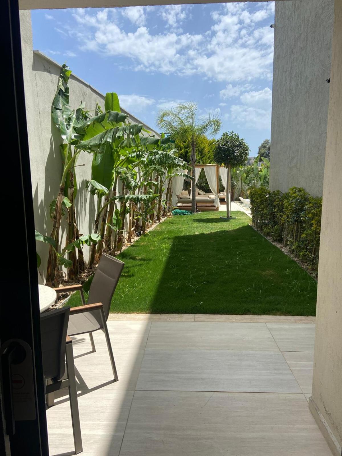 Suite with Garden View photo 3