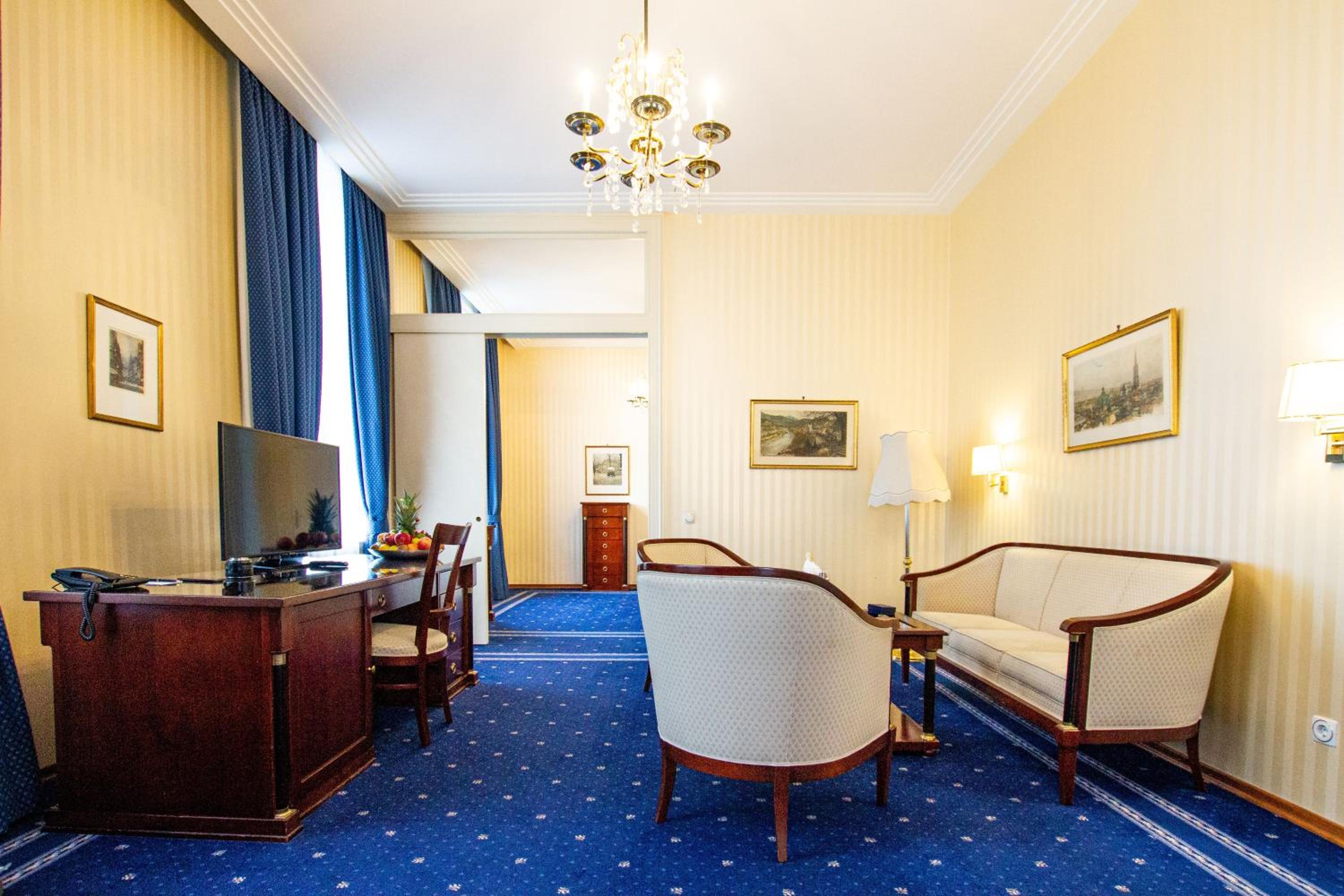 Junior Suite thumbnail 5