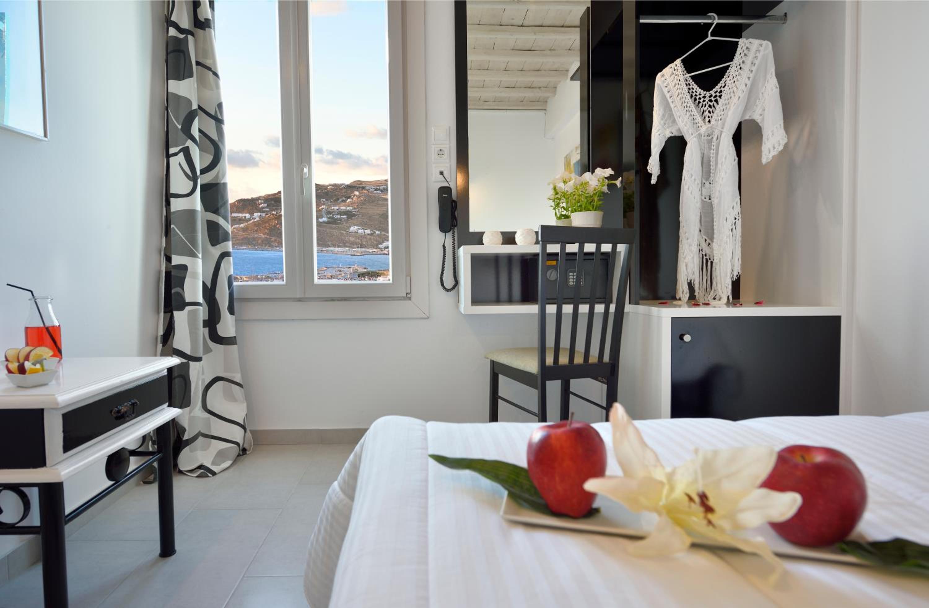 Small Double Room photo 2