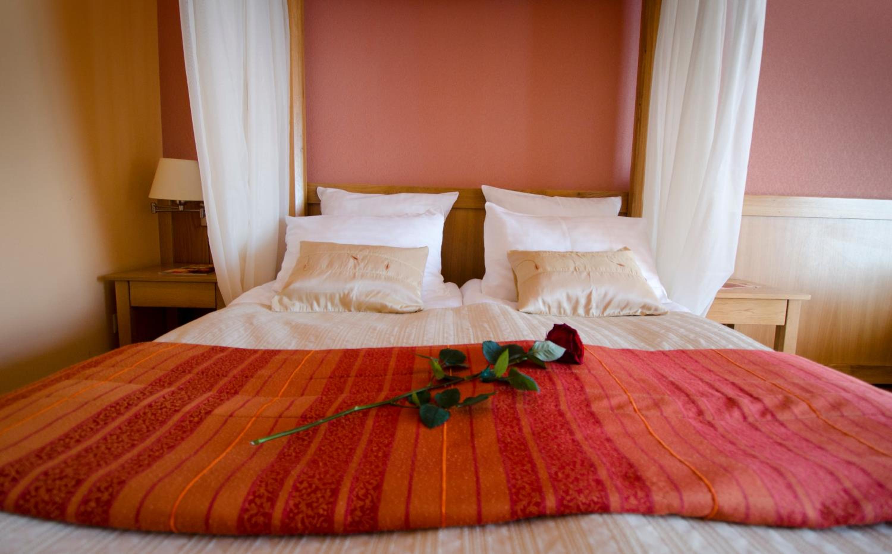 Honeymoon Room - Photo 1