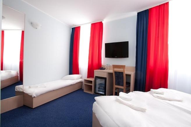 Triple Room - Photo 1