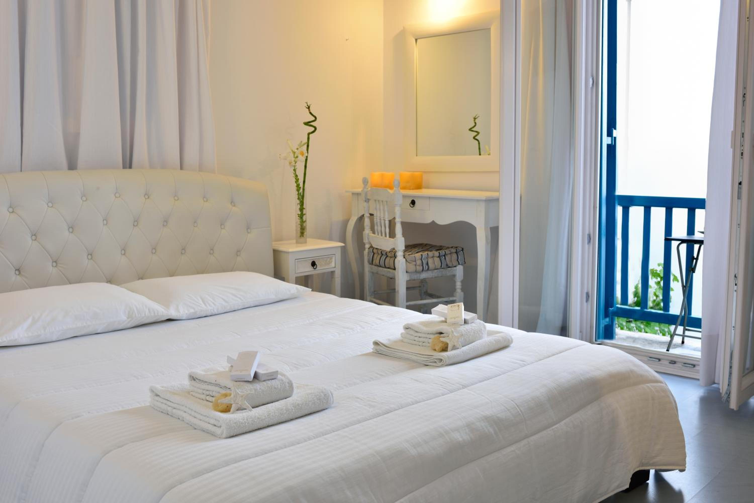 Double or Twin Room - Photo 10