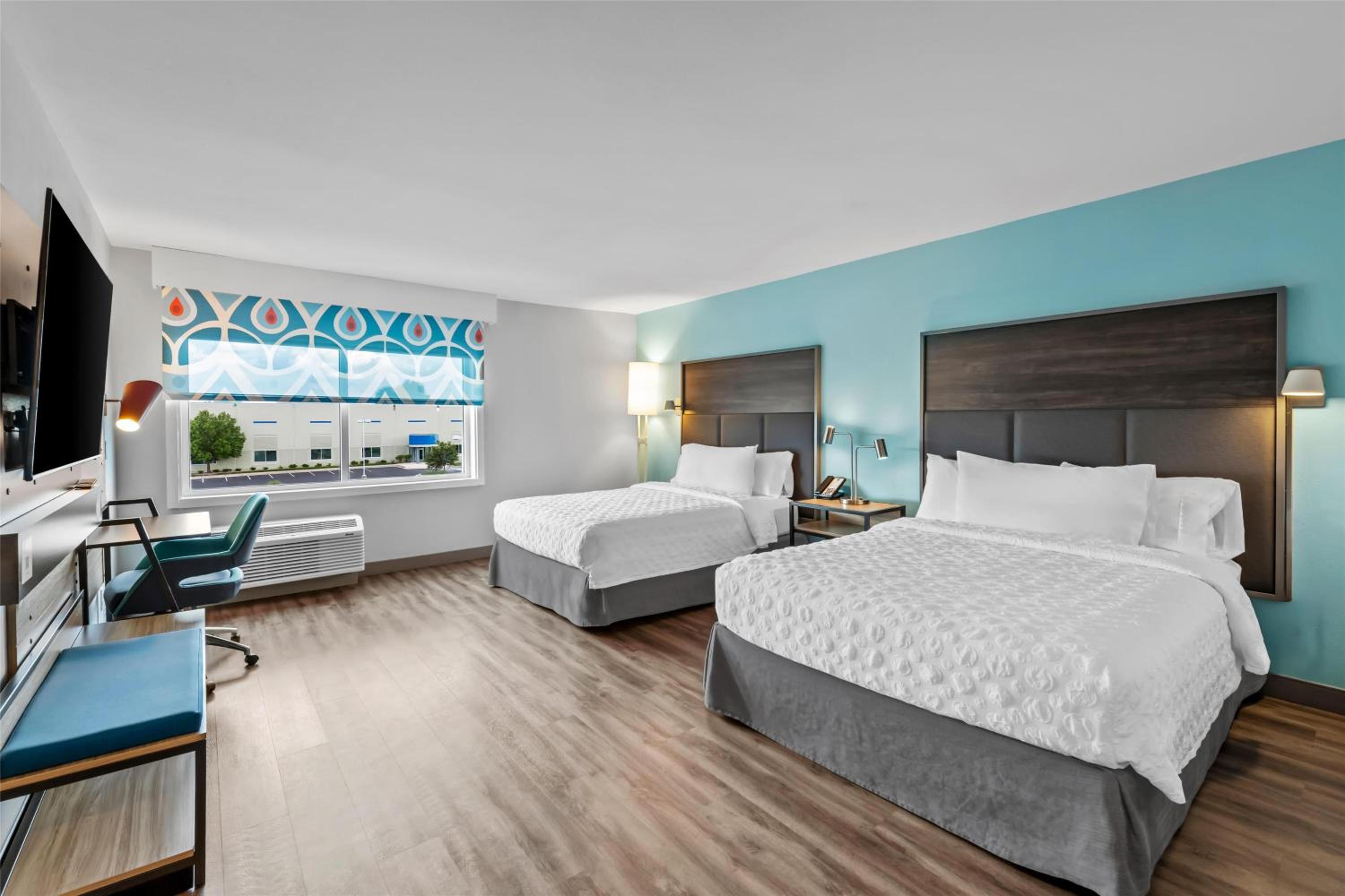 Queen Room with Two Queen Beds - Mobility and Hearing Access - Photo 2