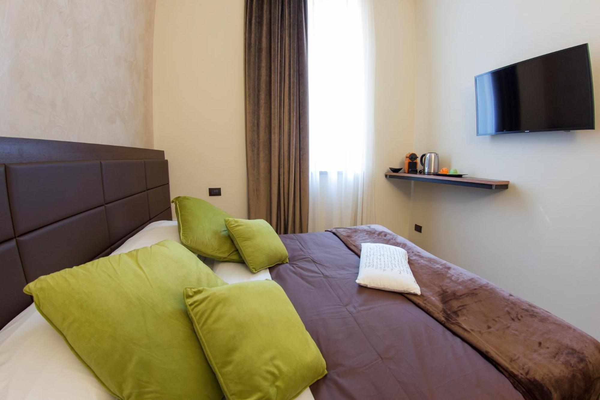 Superior Double or Twin Room with Garden View - Photo 3